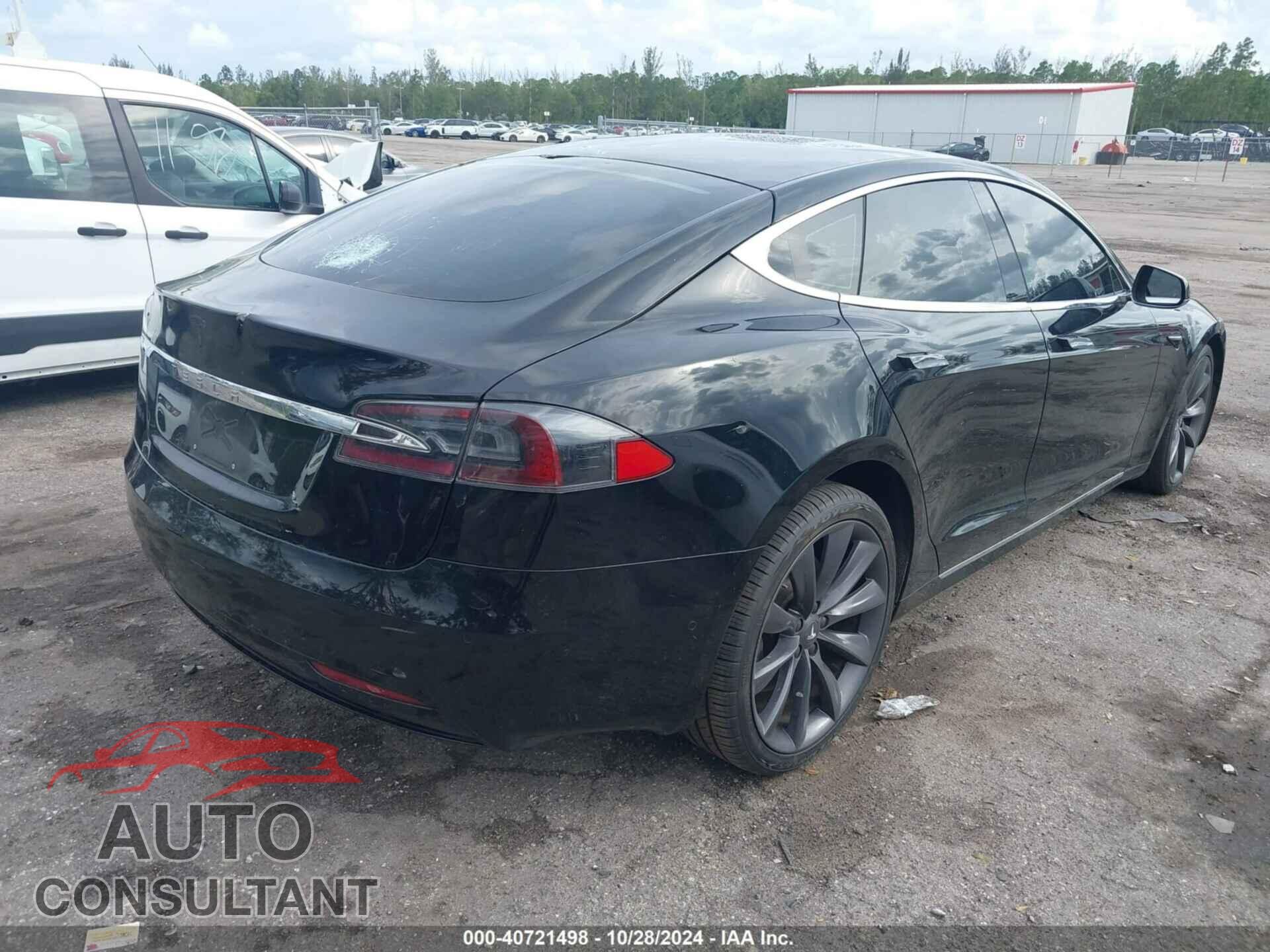 TESLA MODEL S 2017 - 5YJSA1E17HF231388