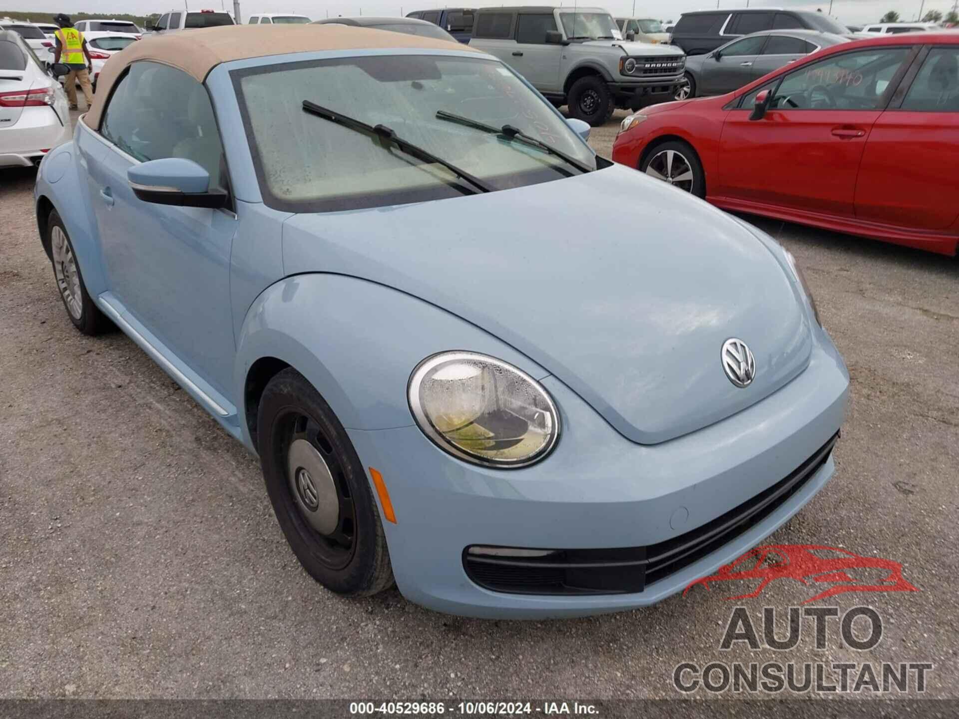 VOLKSWAGEN BEETLE 2014 - 3VW5X7AT1EM800116