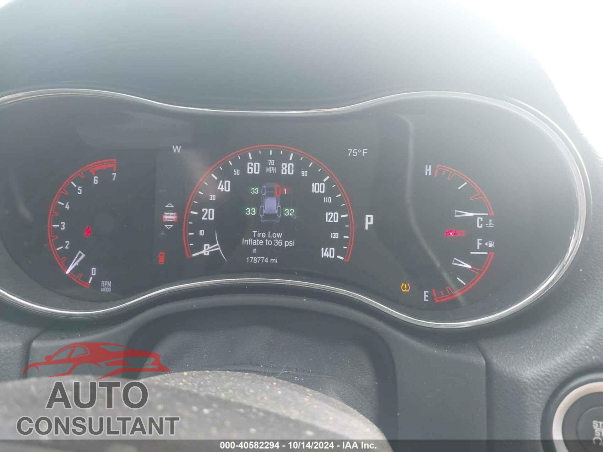 DODGE DURANGO 2015 - 1C4SDJETXFC870190
