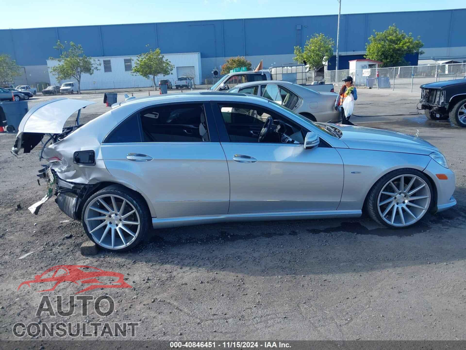 MERCEDES-BENZ E 350 2012 - WDDHF5KB1CA534559