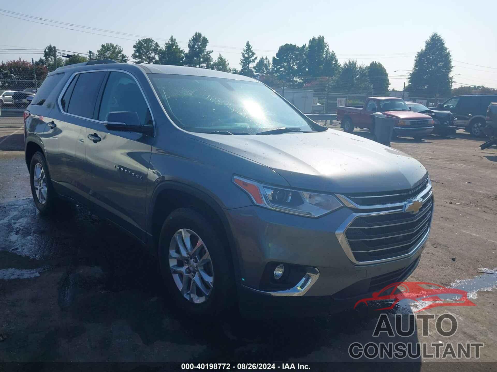 CHEVROLET TRAVERSE 2018 - 1GNERGKW4JJ188014