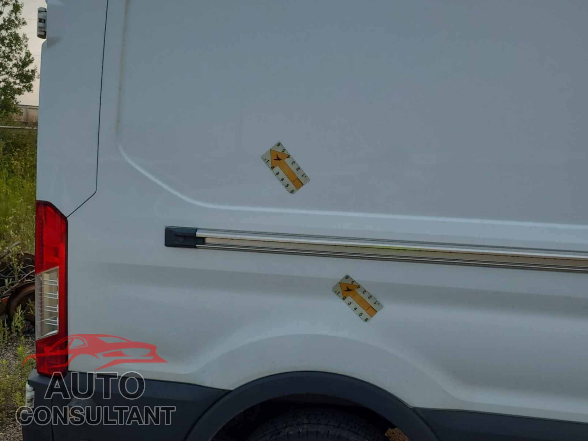 FORD TRANSIT 2017 - 1FTYR2CM7HKA34732