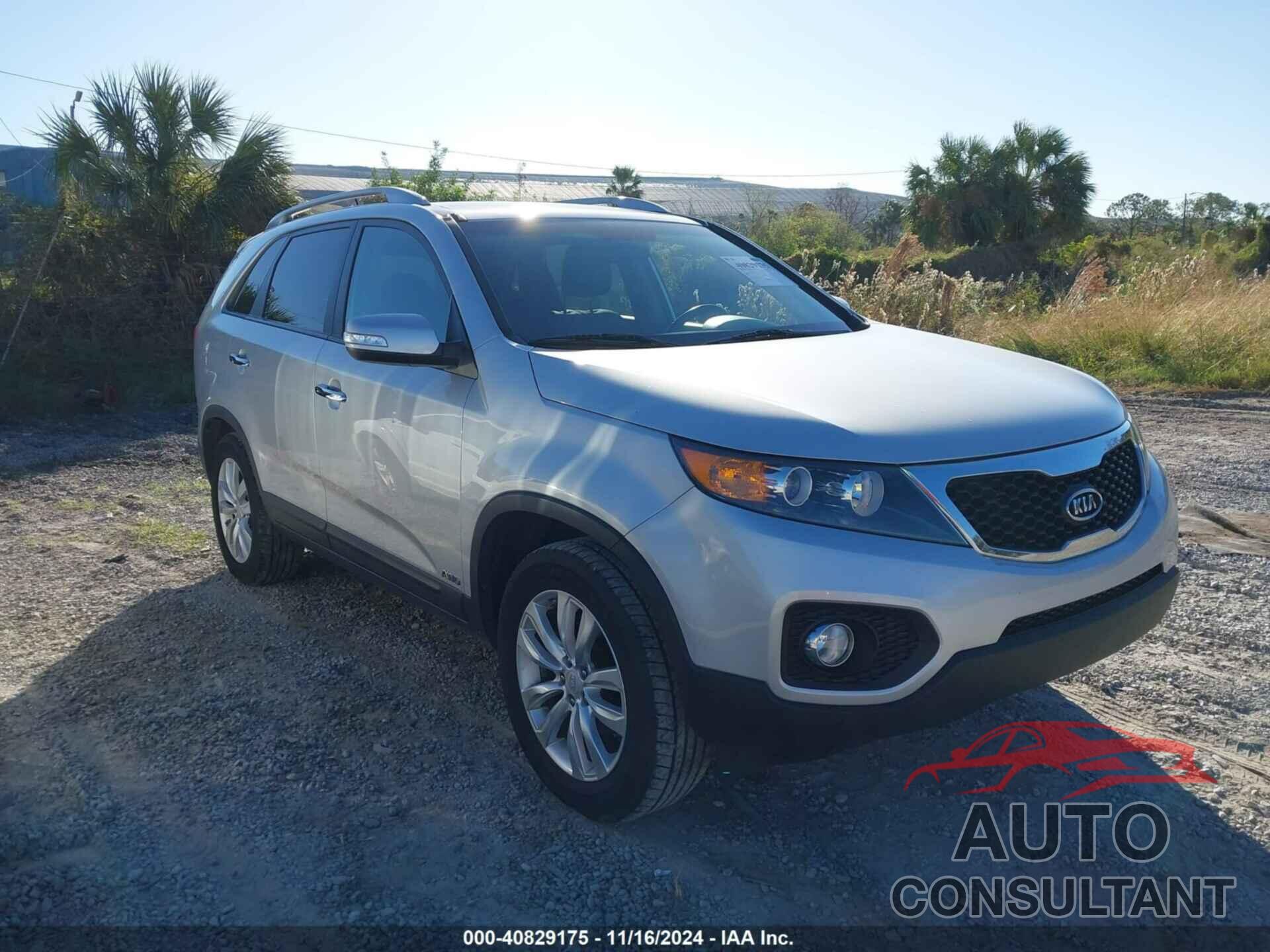 KIA SORENTO 2011 - 5XYKUDA23BG128332