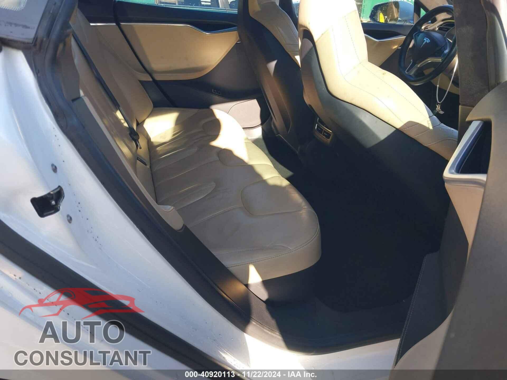 TESLA MODEL S 2015 - 5YJSA1S26FF084796