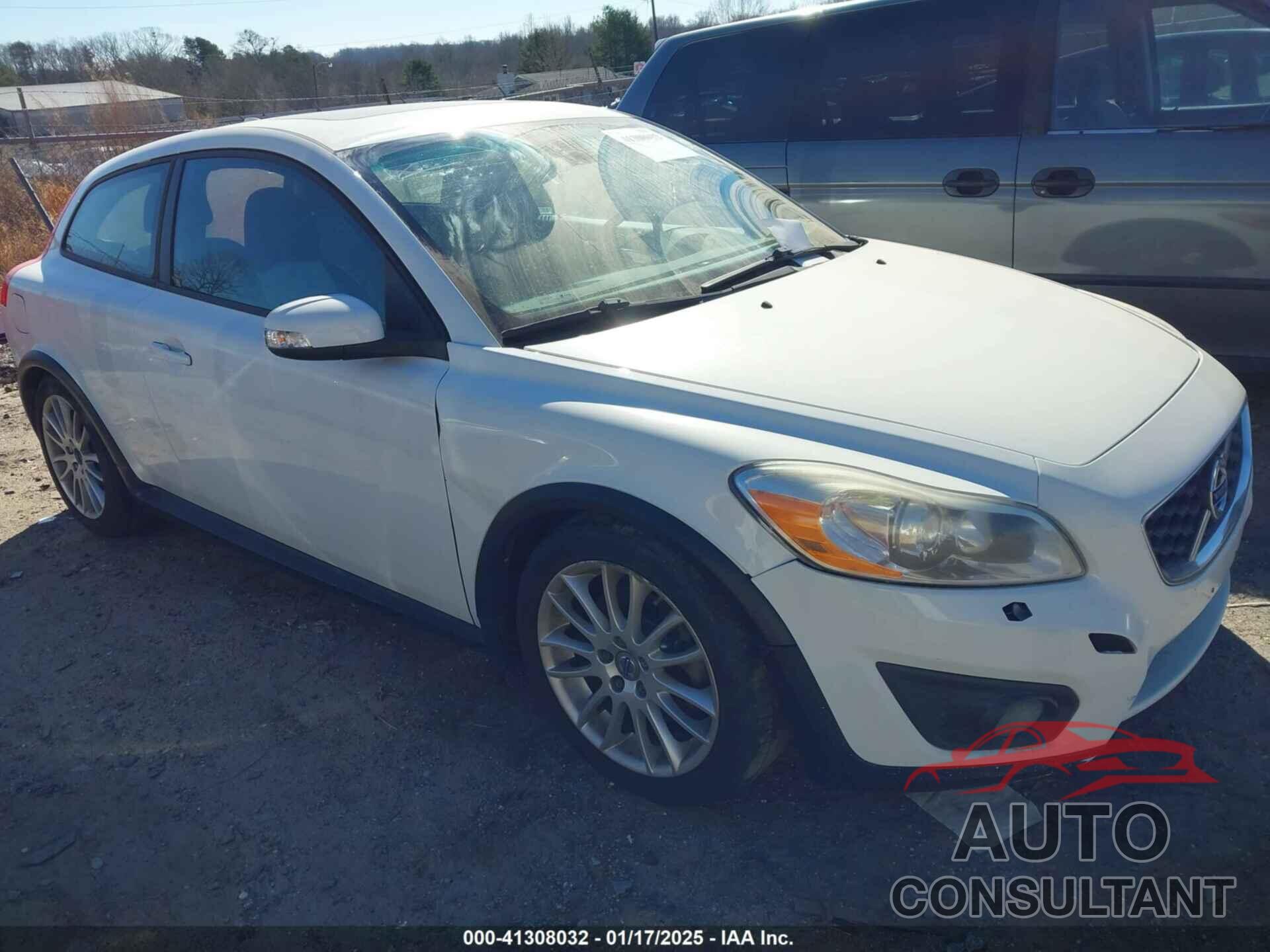 VOLVO C30 2011 - YV1672MK7B2243352