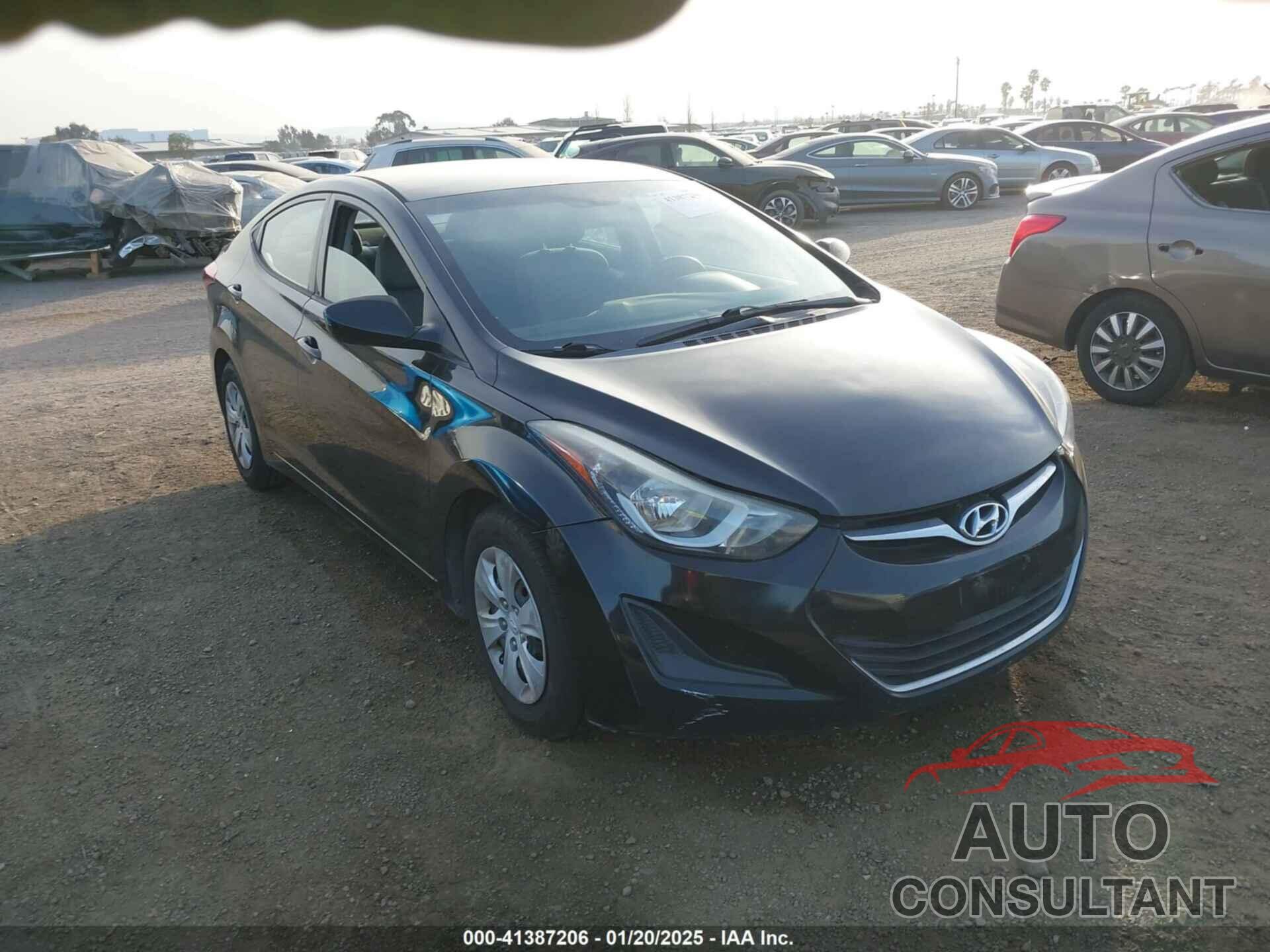 HYUNDAI ELANTRA 2016 - 5NPDH4AE5GH730317