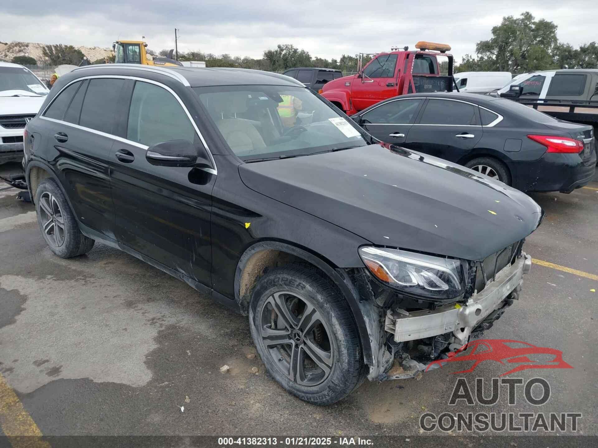 MERCEDES-BENZ GLC 300 2018 - WDC0G4JB0JV090624