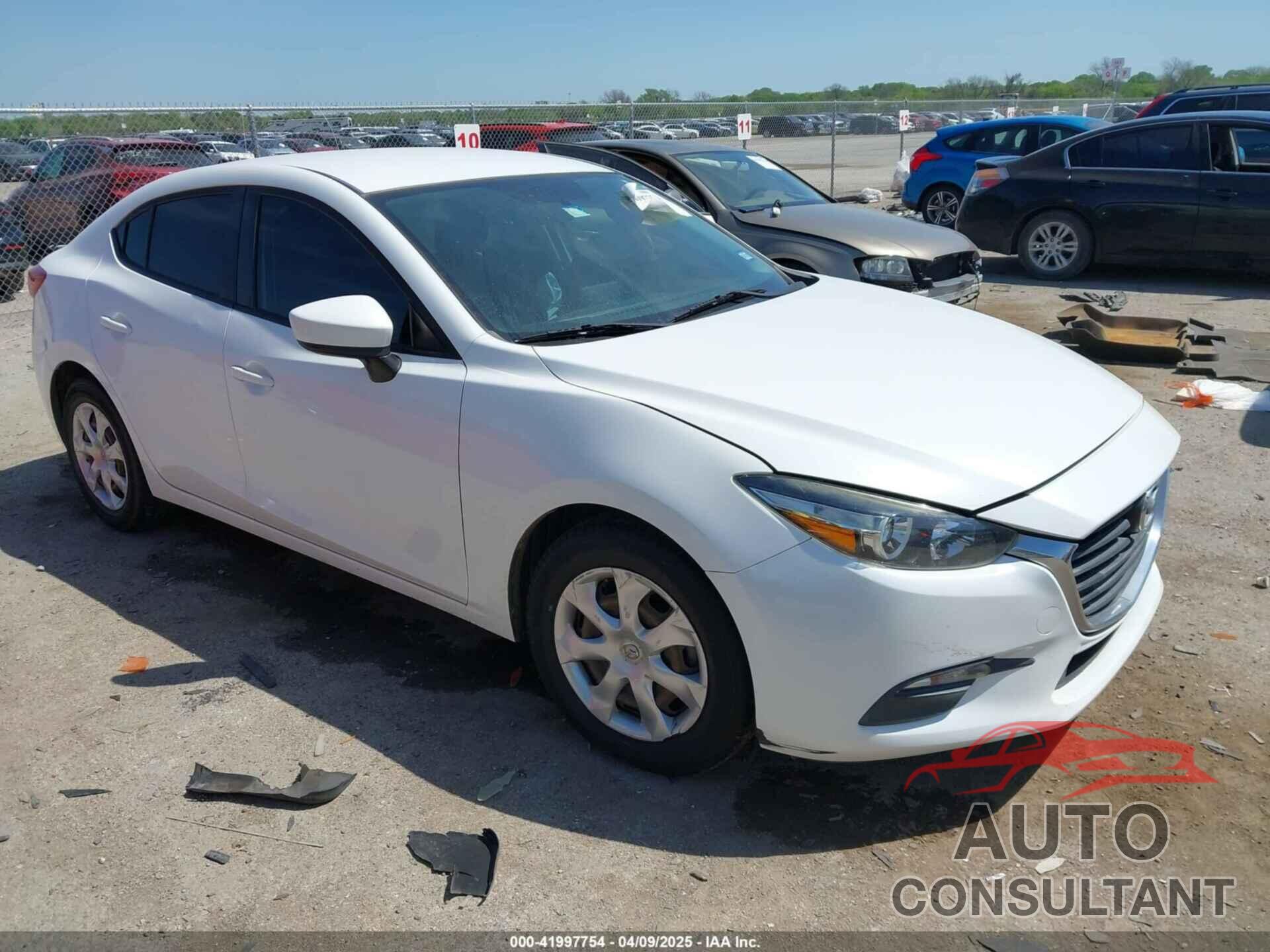 MAZDA MAZDA3 4-DOOR 2017 - 3MZBN1U77HM103851