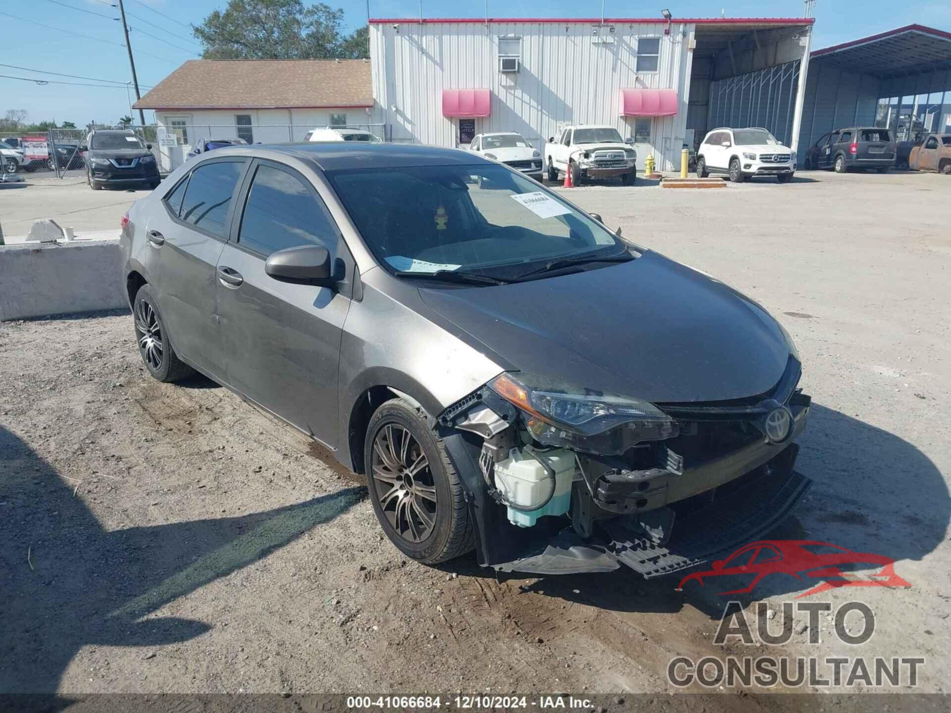 TOYOTA COROLLA 2018 - 5YFBURHE6JP829356