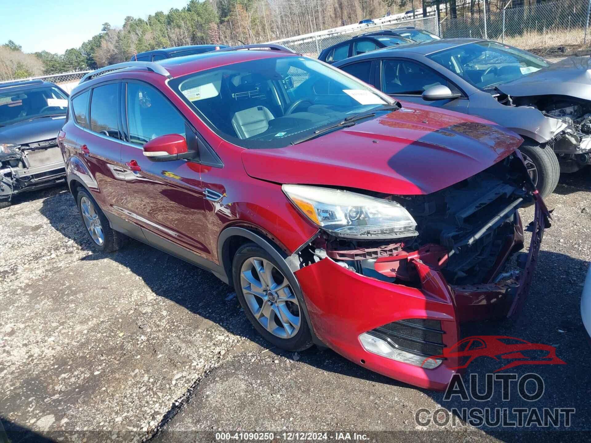 FORD ESCAPE 2016 - 1FMCU9J97GUB50401