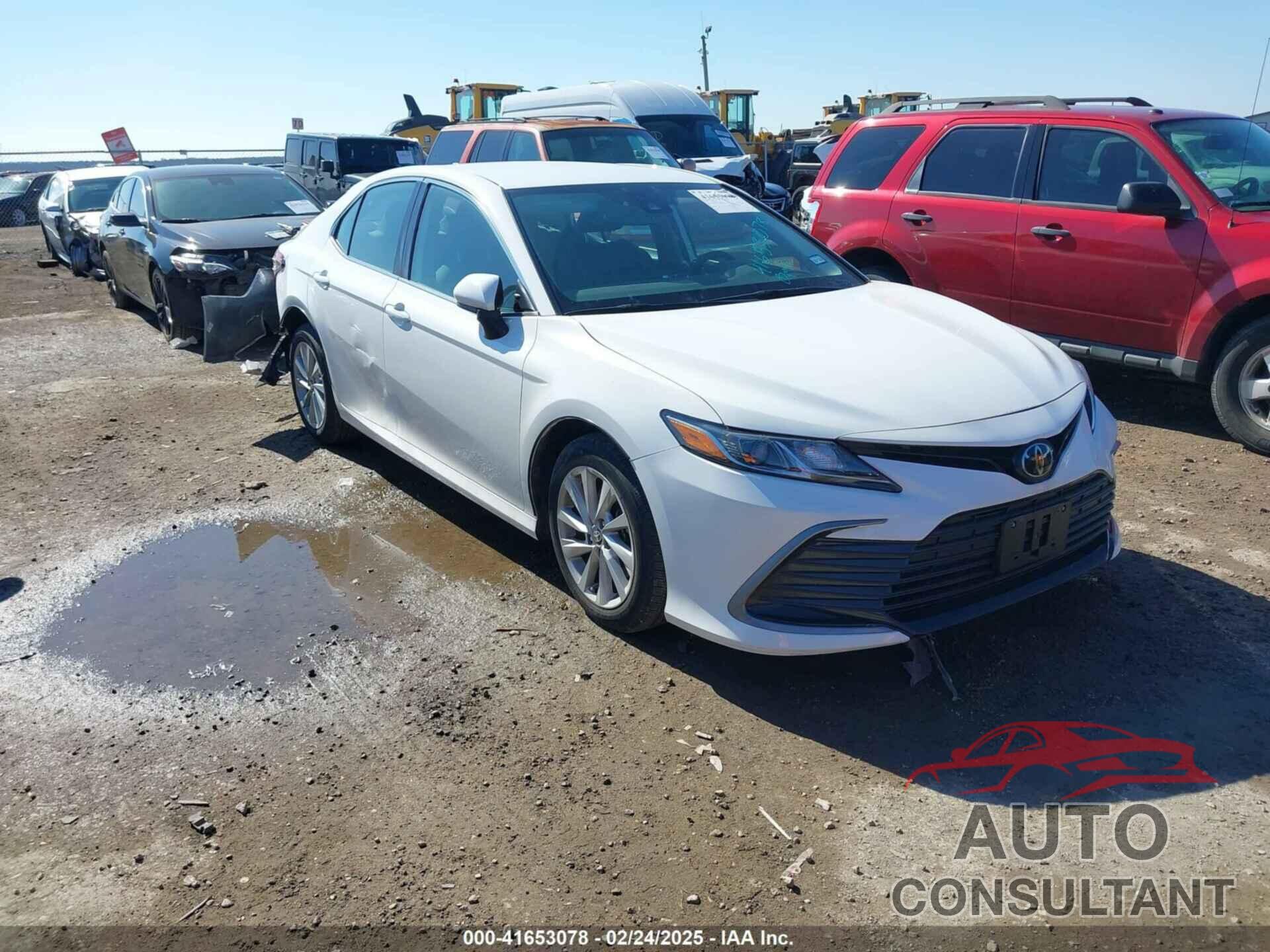 TOYOTA CAMRY 2023 - 4T1R11AK6PU094121