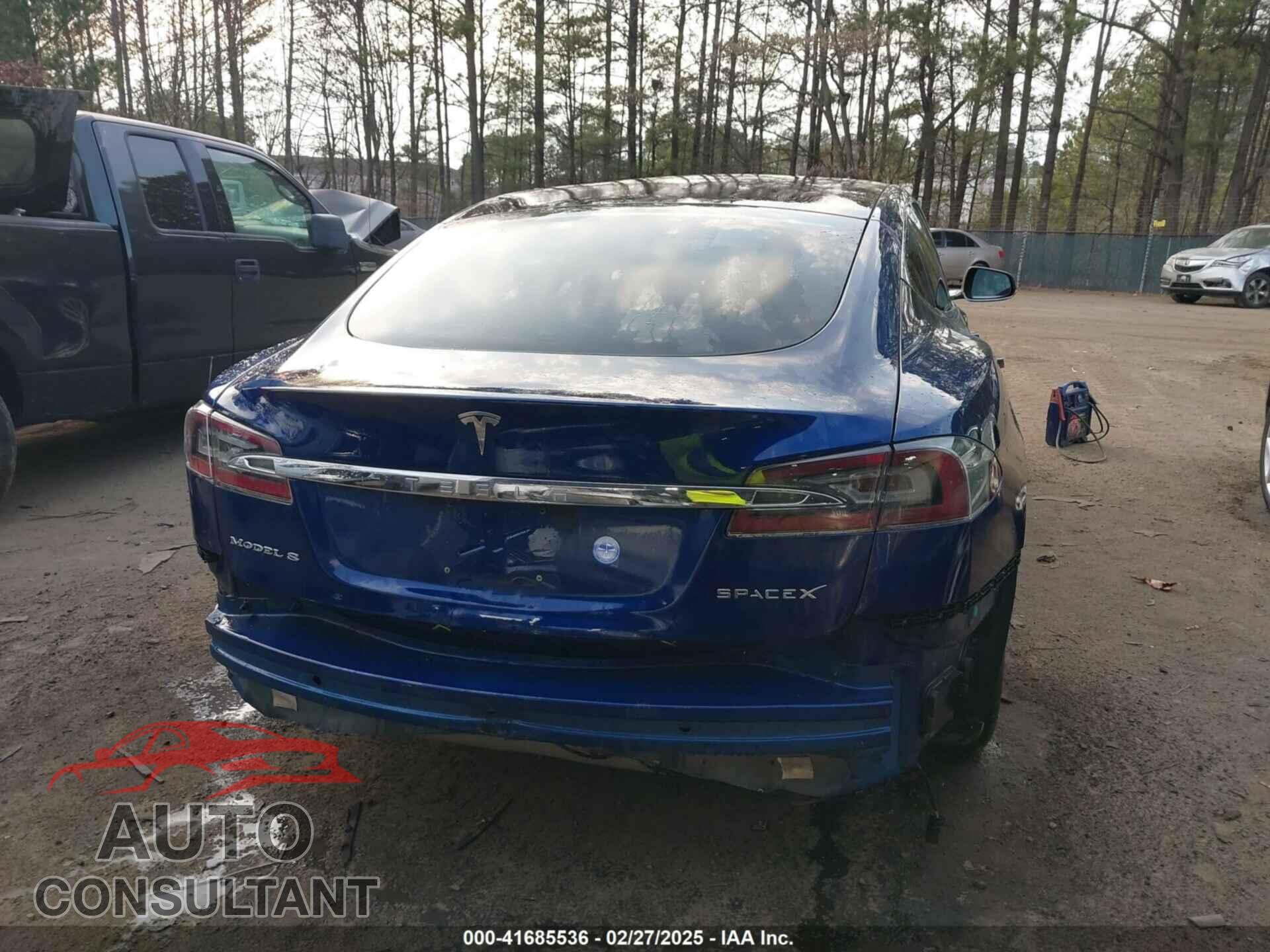 TESLA MODEL S 2017 - 5YJSA1E18HF199535