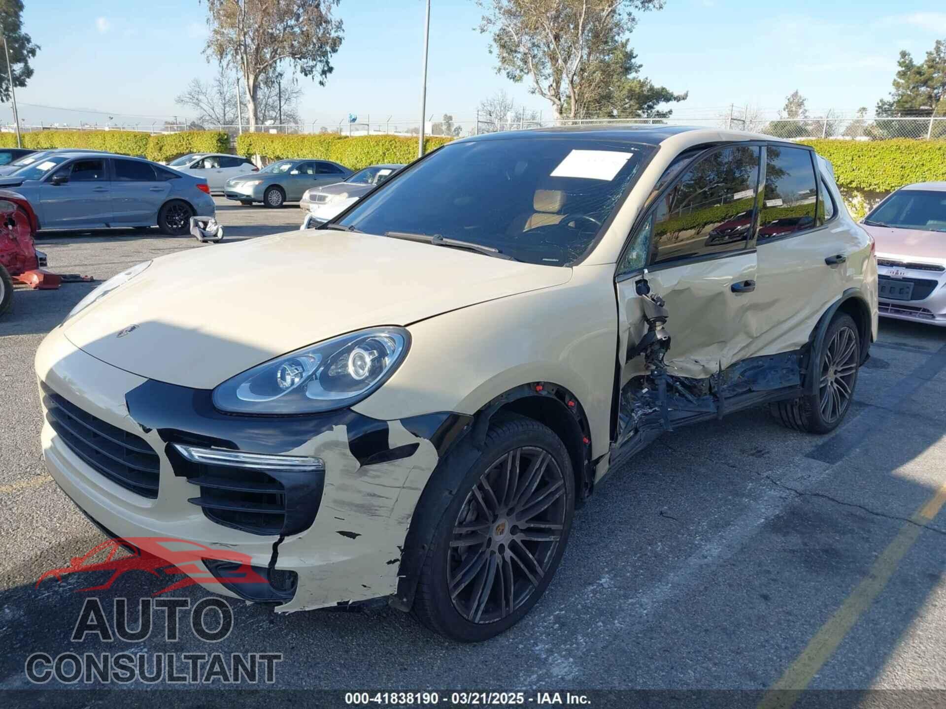 PORSCHE CAYENNE 2016 - WP1AB2A24GLA92778