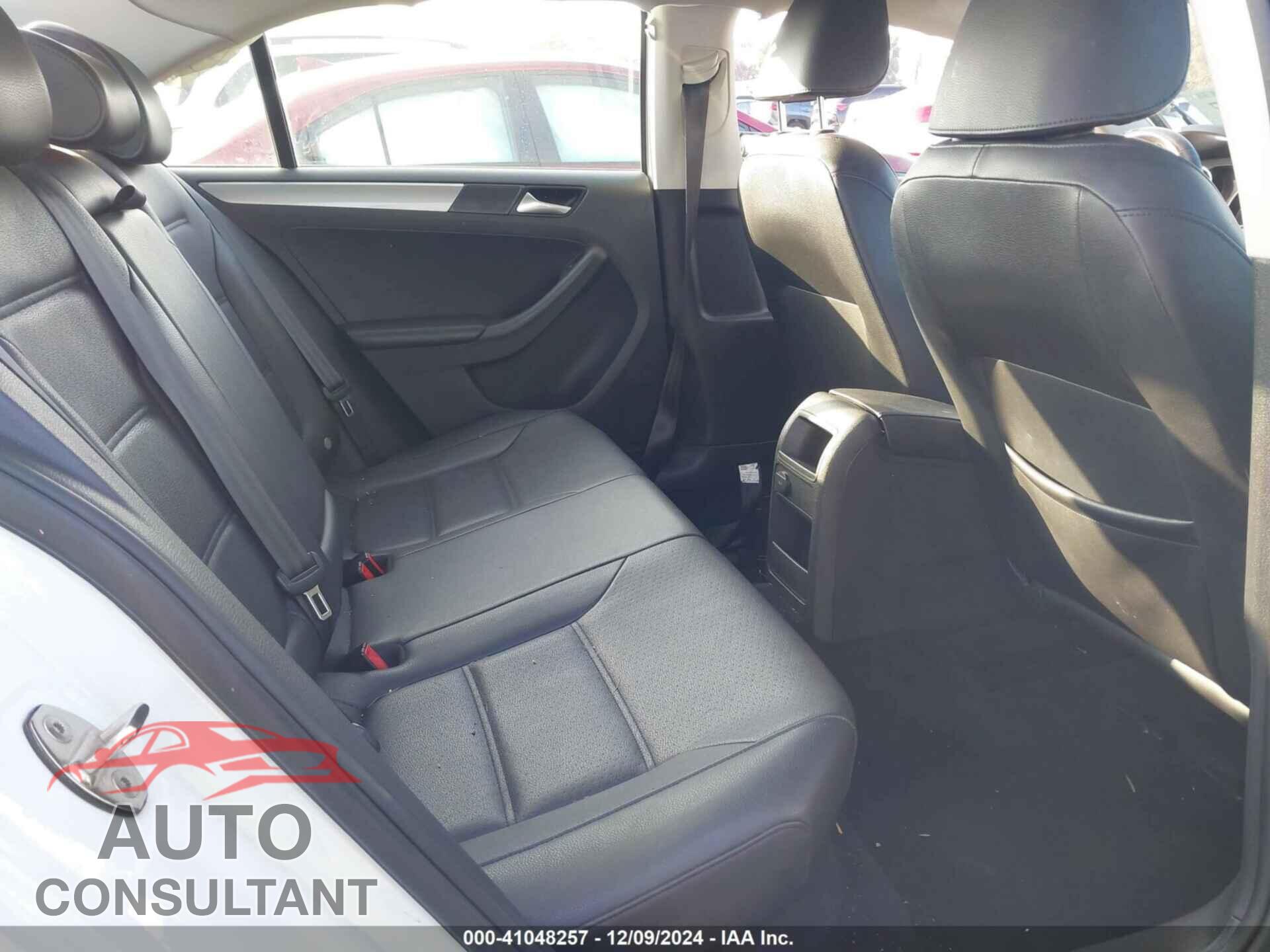 VOLKSWAGEN JETTA 2017 - 3VWDB7AJ1HM346589