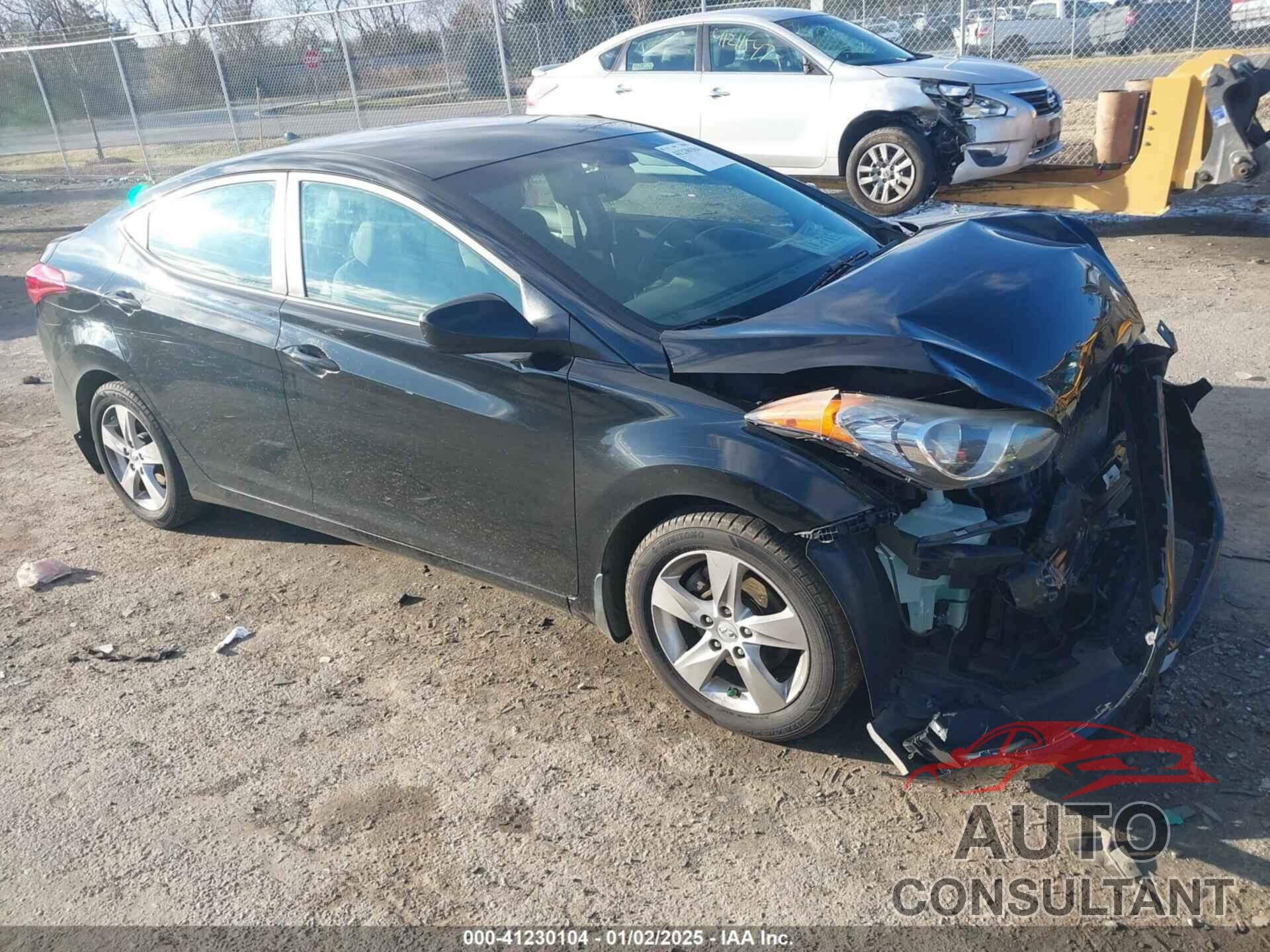 HYUNDAI ELANTRA 2012 - KMHDH4AE9CU404743