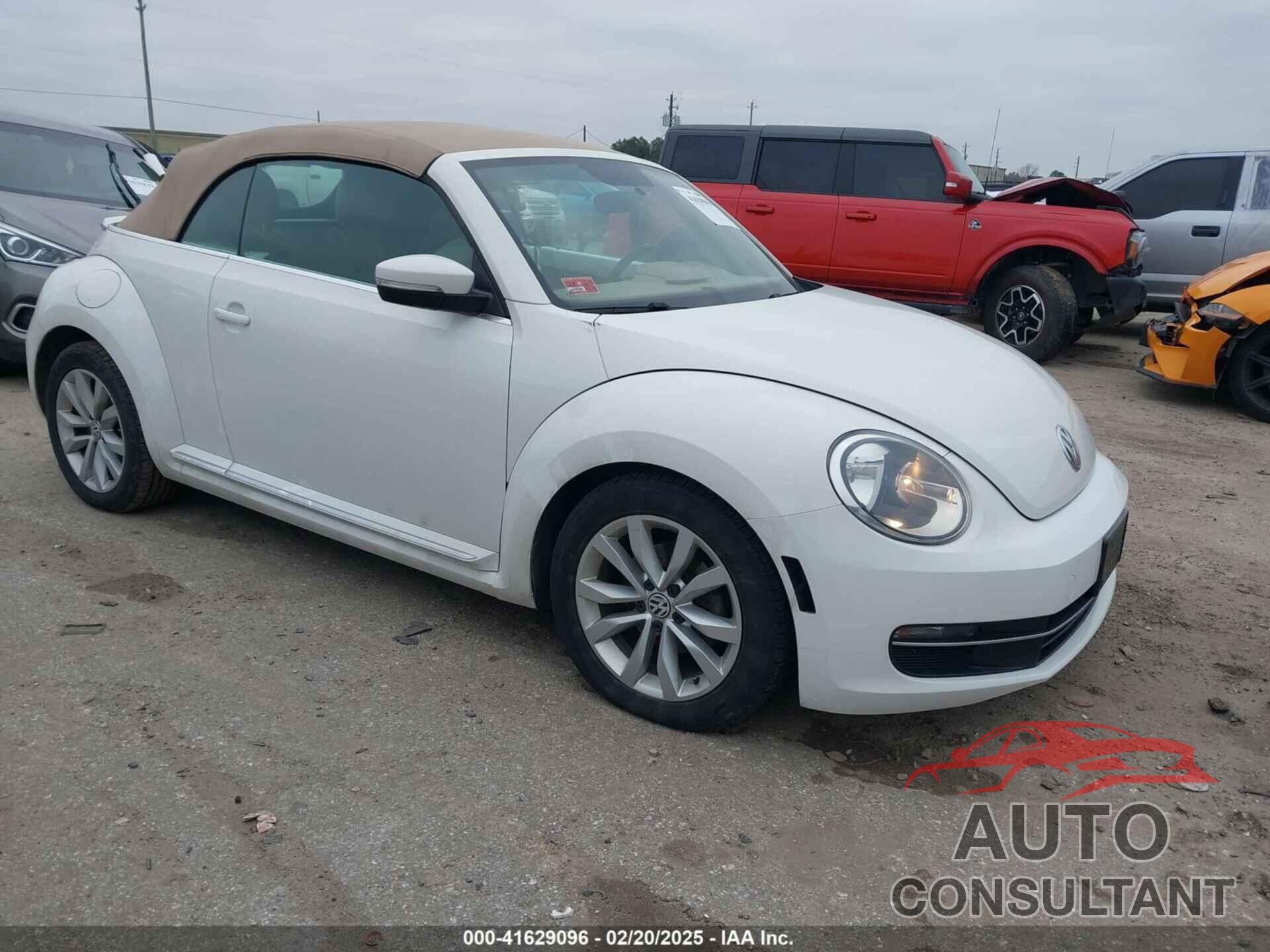 VOLKSWAGEN BEETLE 2013 - 3VW5L7AT0DM829679