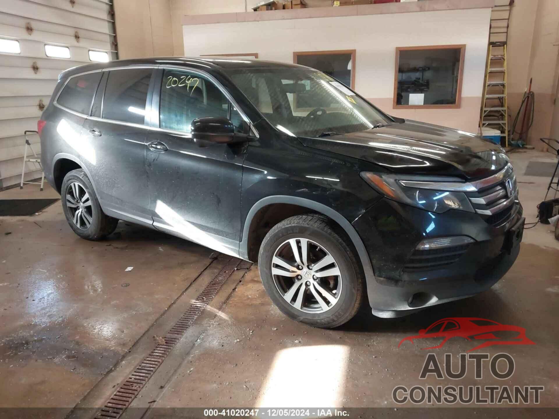 HONDA PILOT 2018 - 5FNYF6H57JB009964