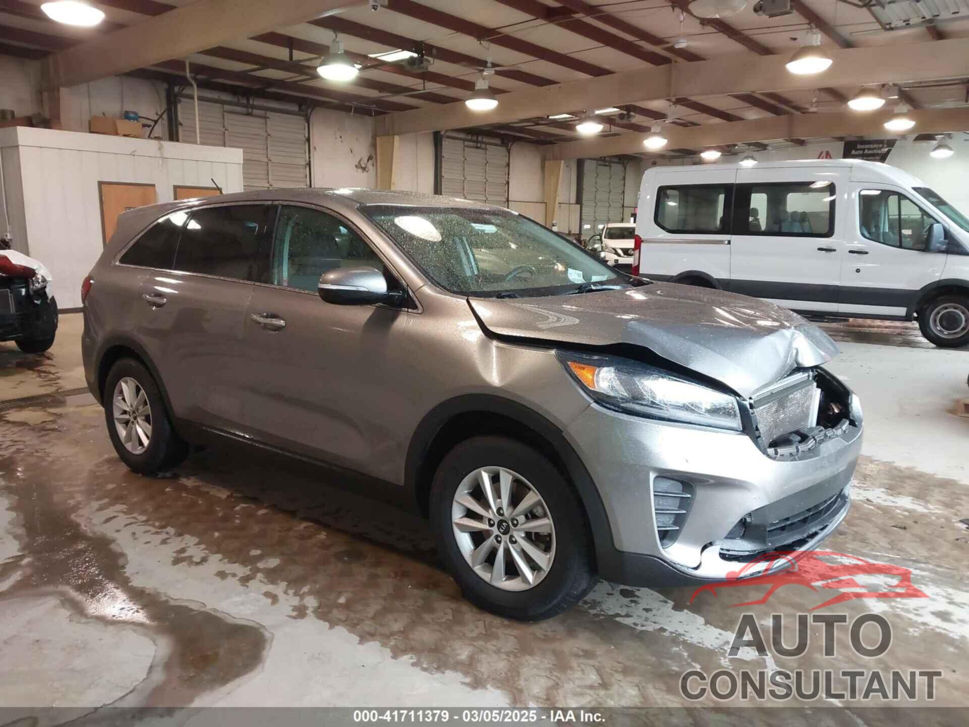 KIA SORENTO 2019 - 5XYPG4A52KG485699