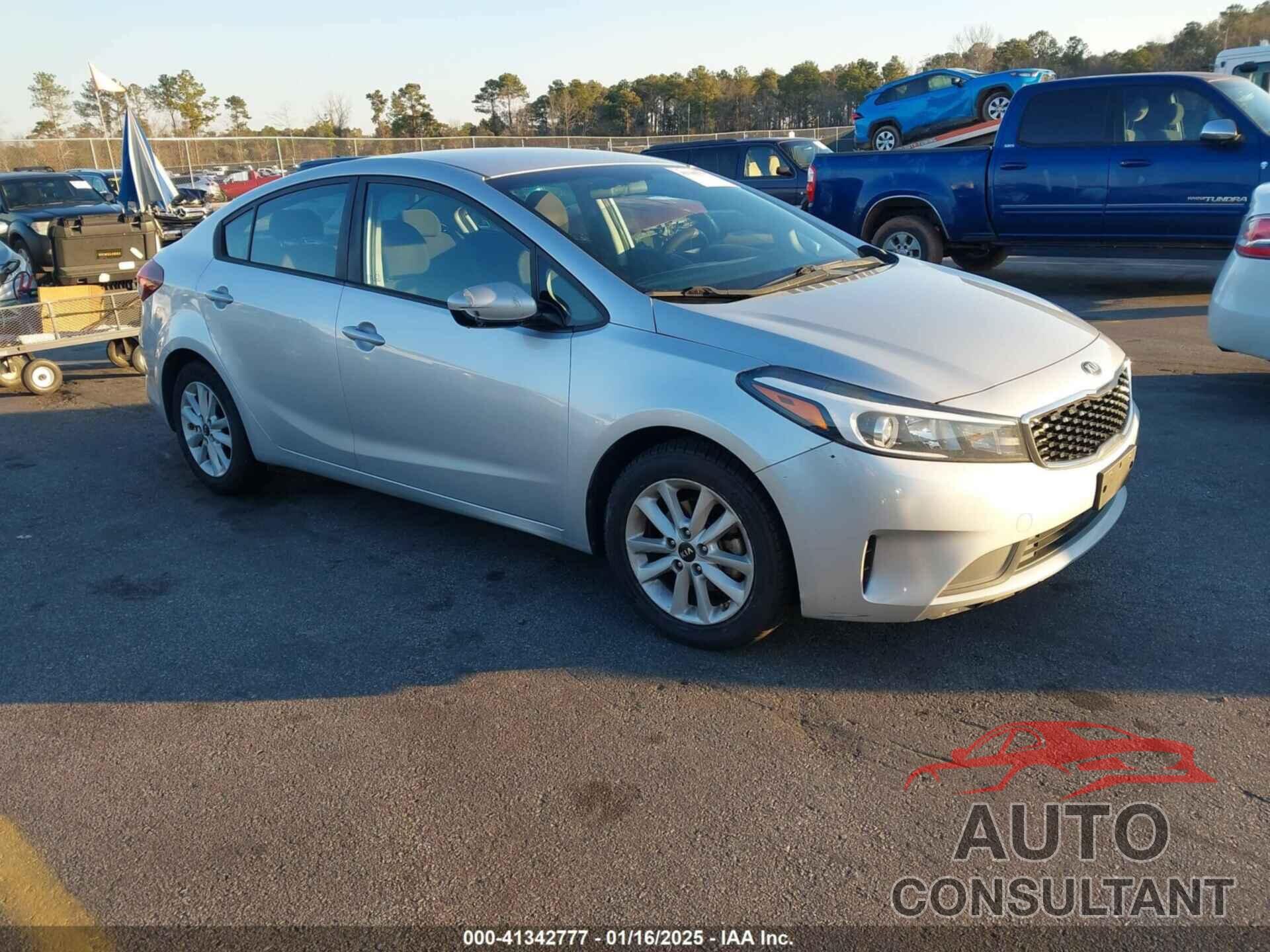 KIA FORTE 2017 - 3KPFL4A73HE014353