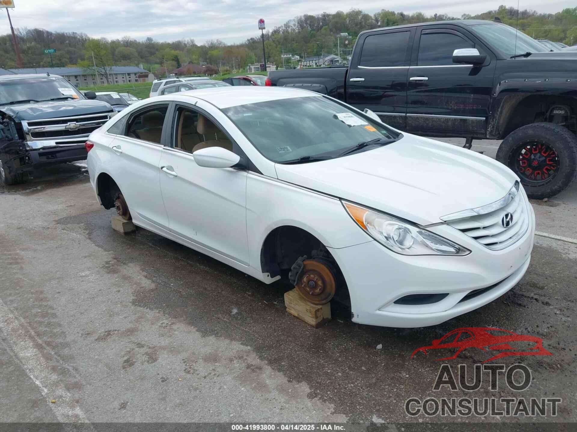HYUNDAI SONATA 2011 - 5NPEB4AC4BH209666