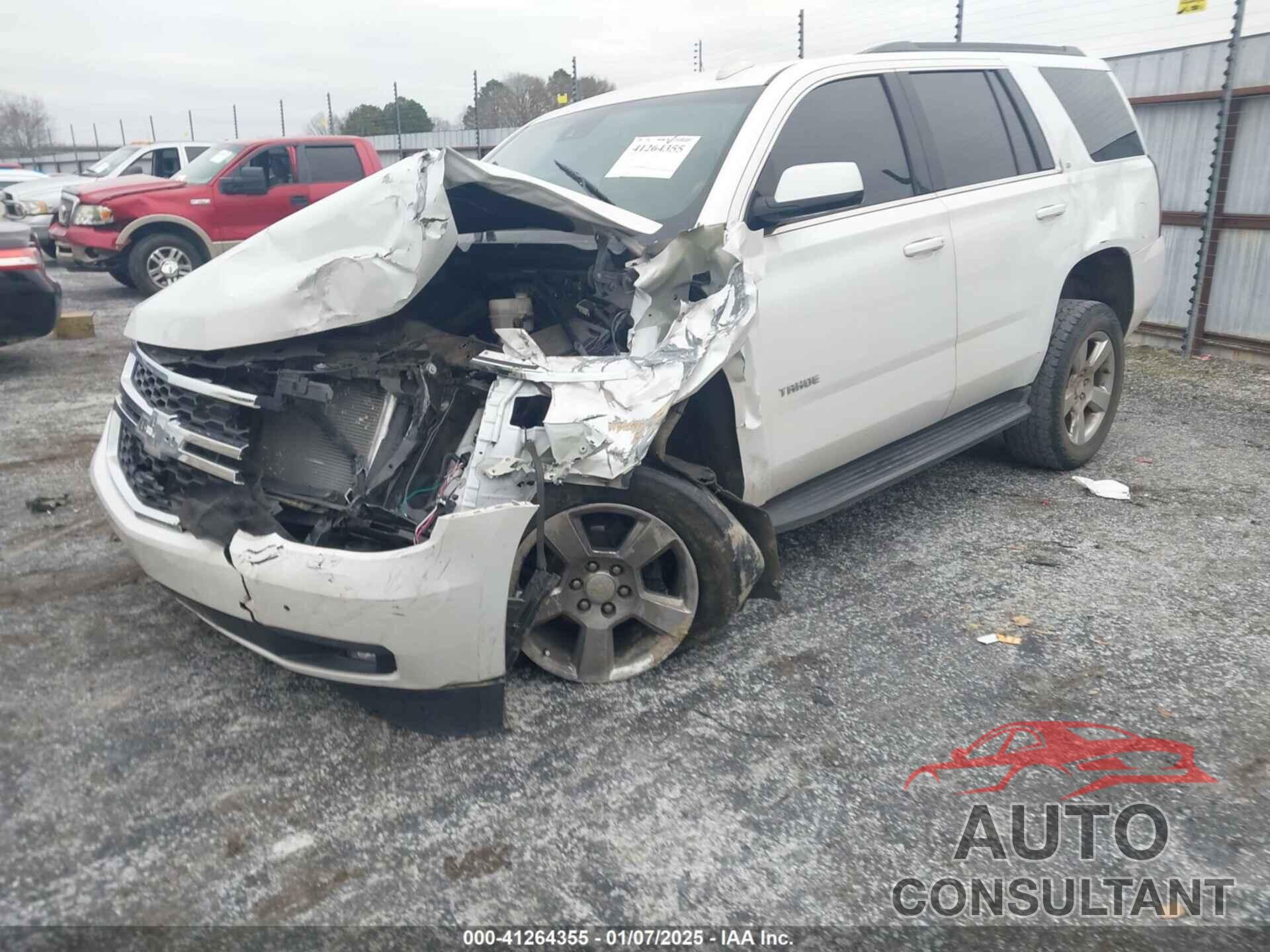 CHEVROLET TAHOE 2017 - 1GNSCBKC8HR124132