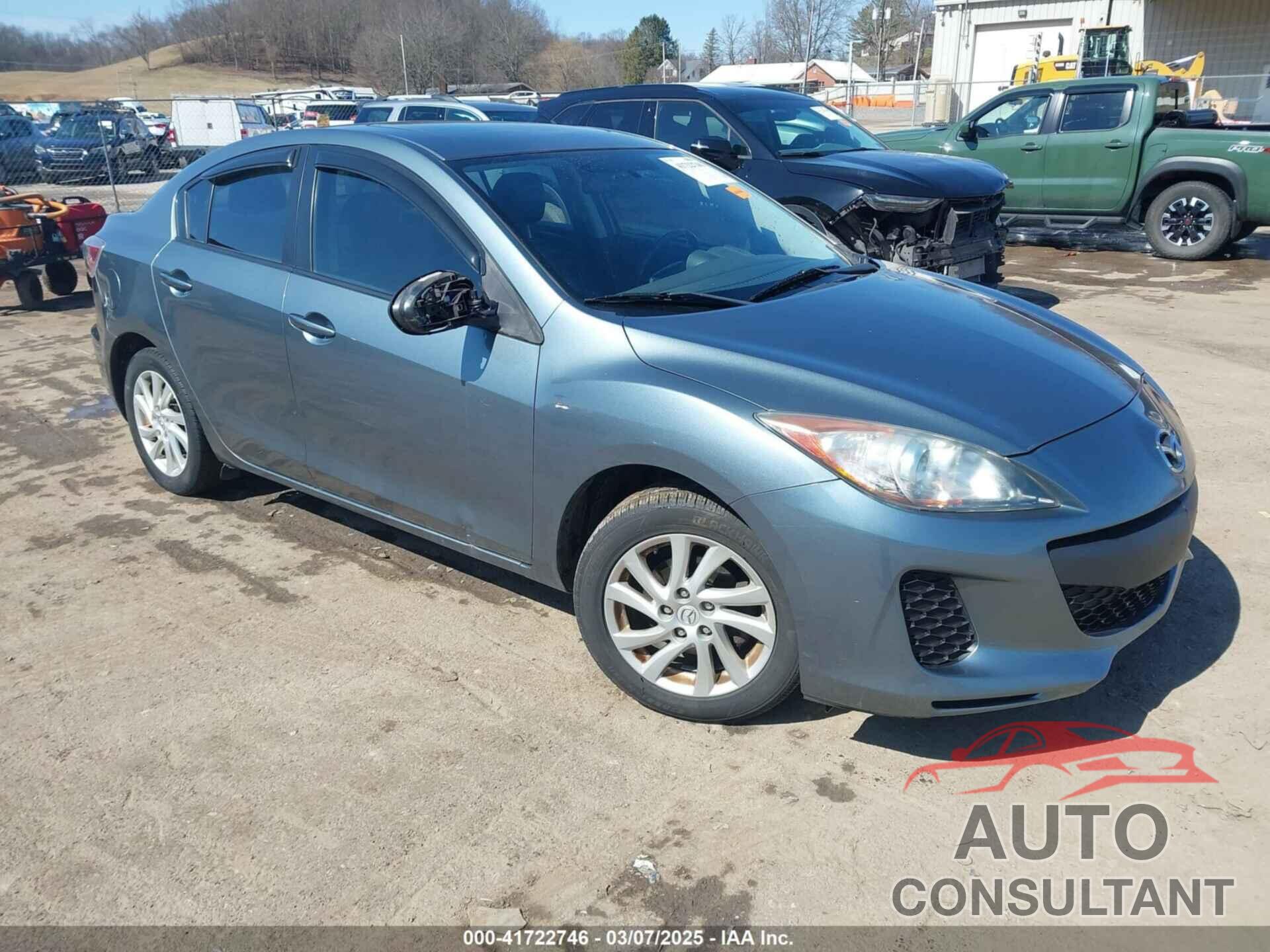 MAZDA MAZDA3 2012 - JM1BL1W88C1691604