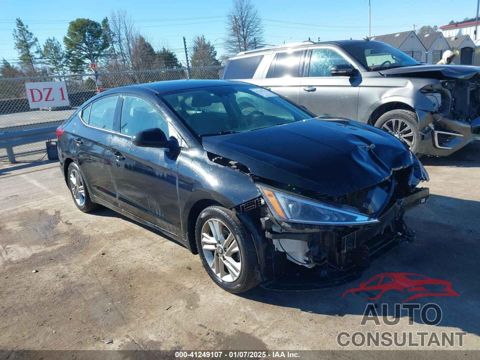 HYUNDAI ELANTRA 2020 - KMHD84LF9LU957088