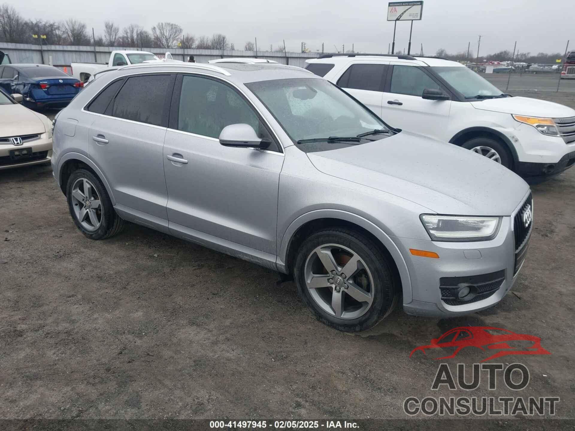 AUDI Q3 2015 - WA1FFCFS7FR003768