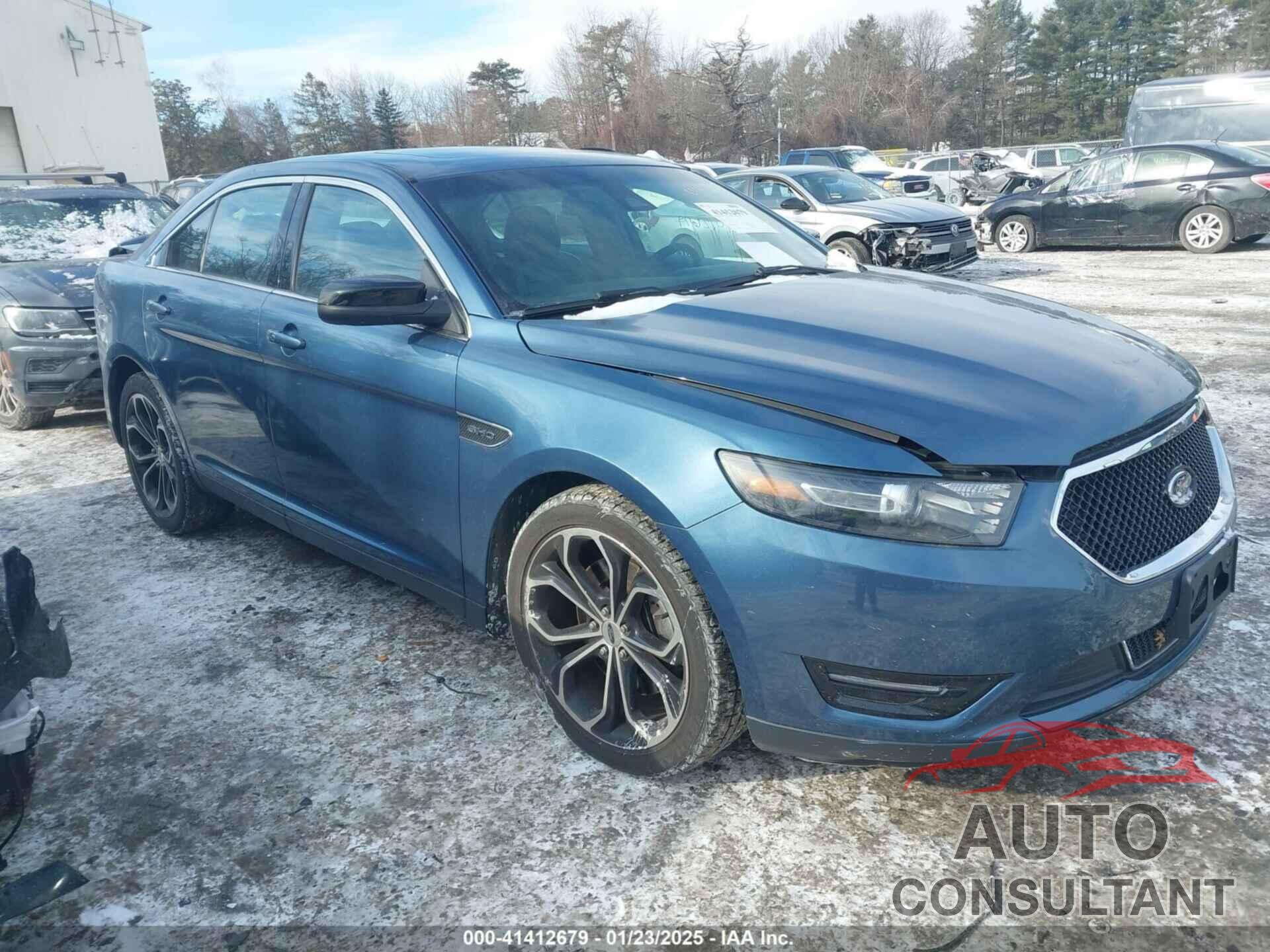 FORD TAURUS 2018 - 1FAHP2KT4JG134364