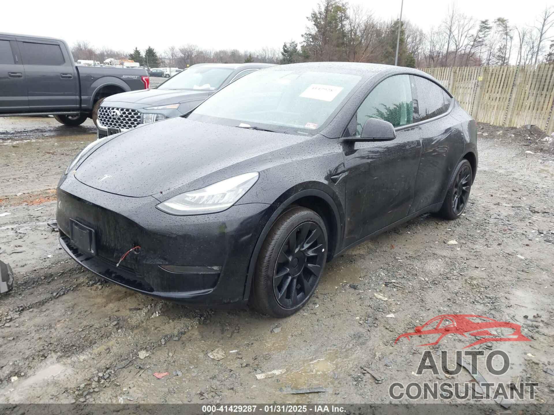 TESLA MODEL Y 2021 - 5YJYGDEE8MF229401