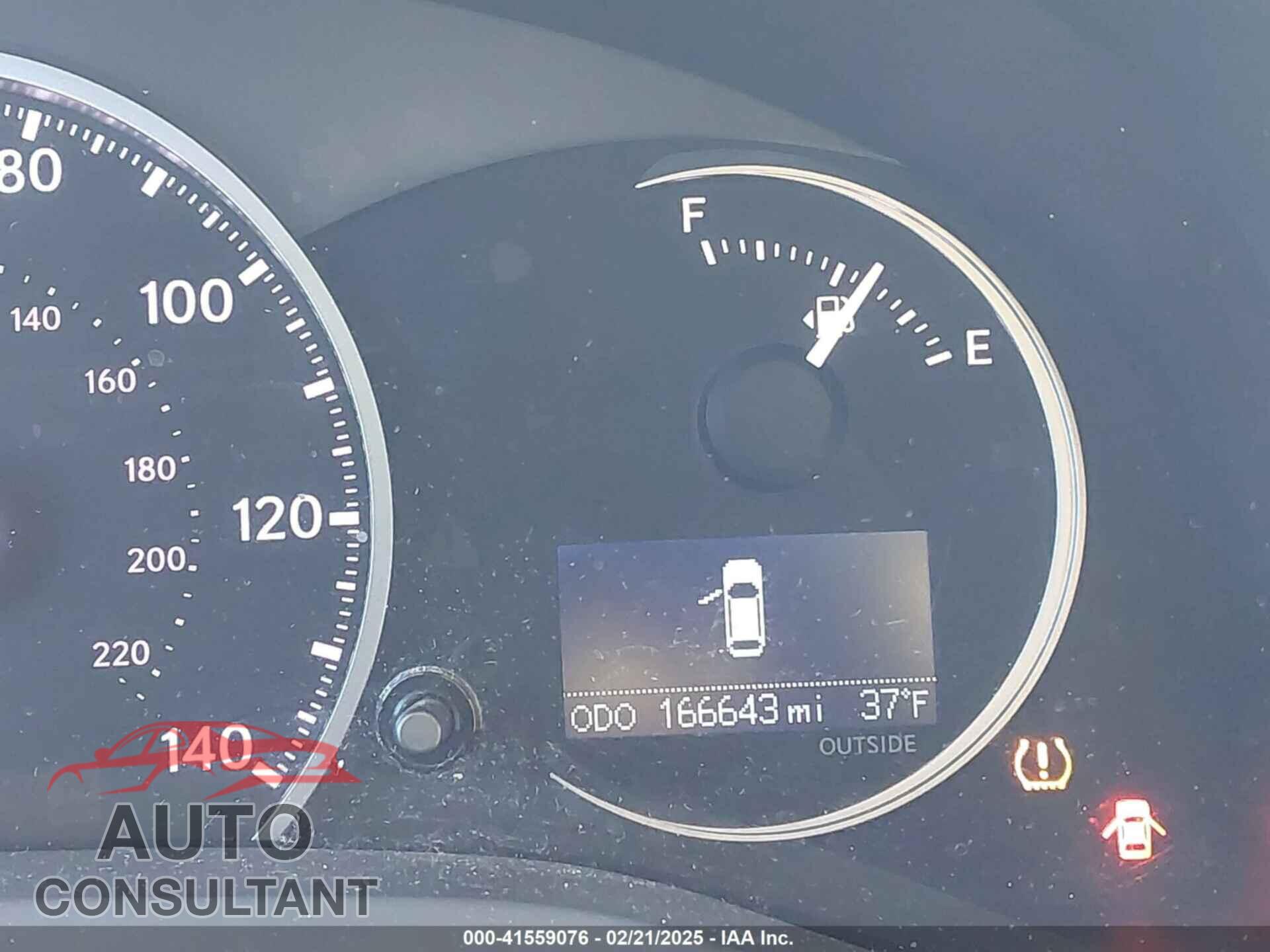 LEXUS CT 200H 2012 - JTHKD5BH3C2083069