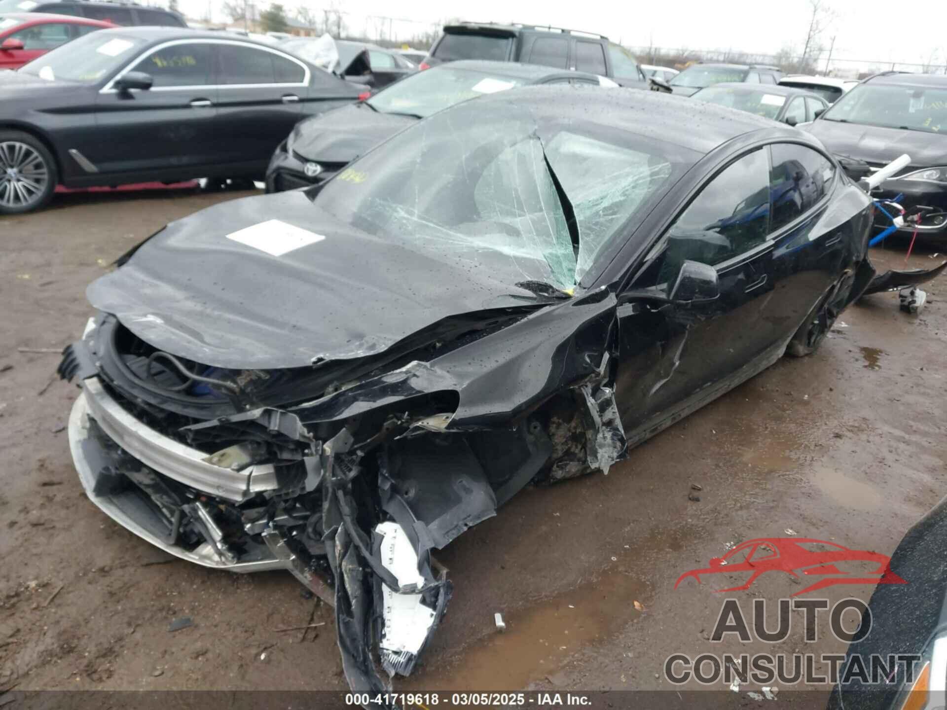 TESLA MODEL 3 2023 - 5YJ3E1EA1PF512562