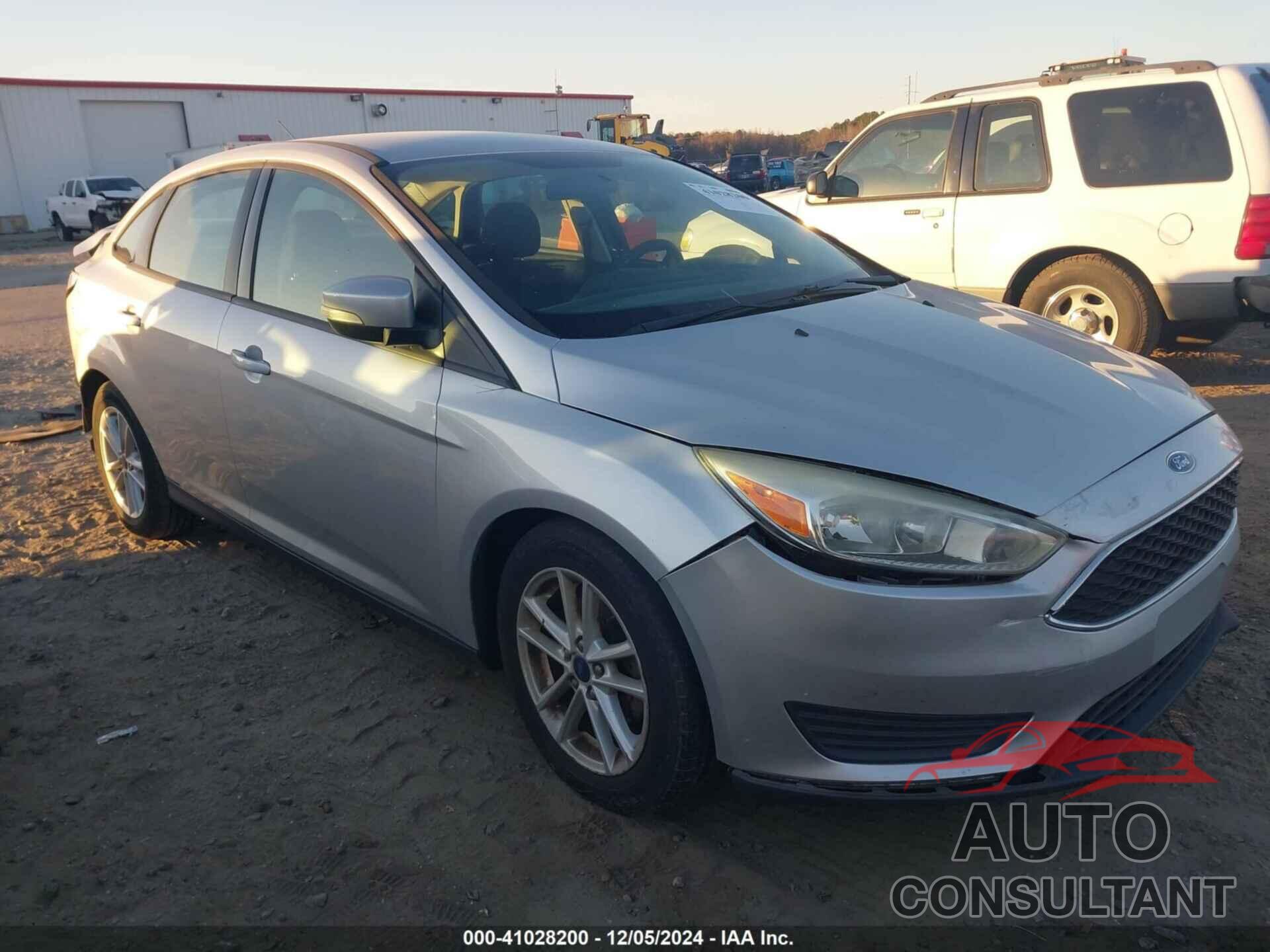 FORD FOCUS 2016 - 1FADP3F22GL318126