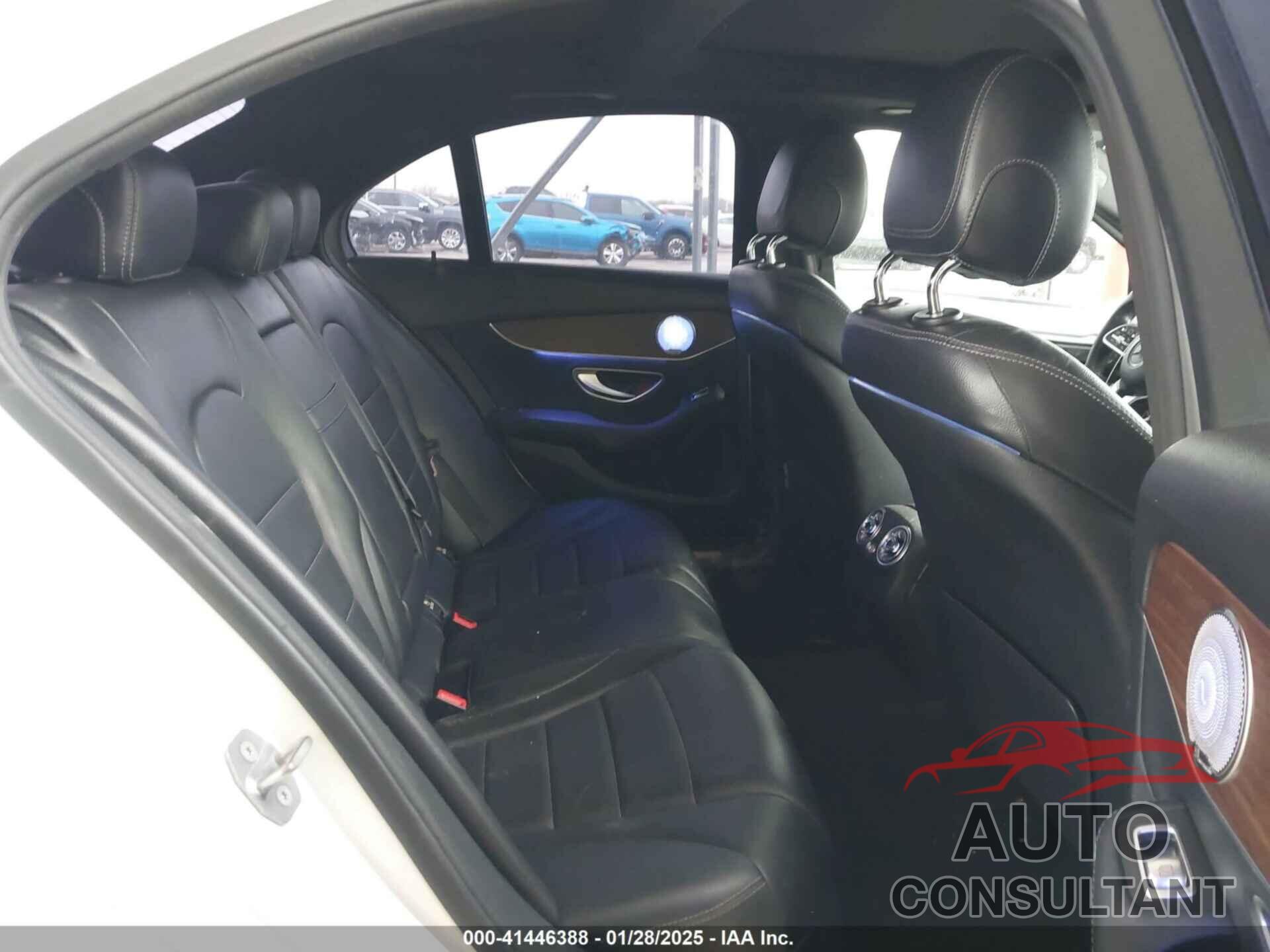 MERCEDES-BENZ C 300 2019 - 55SWF8DB1KU313208