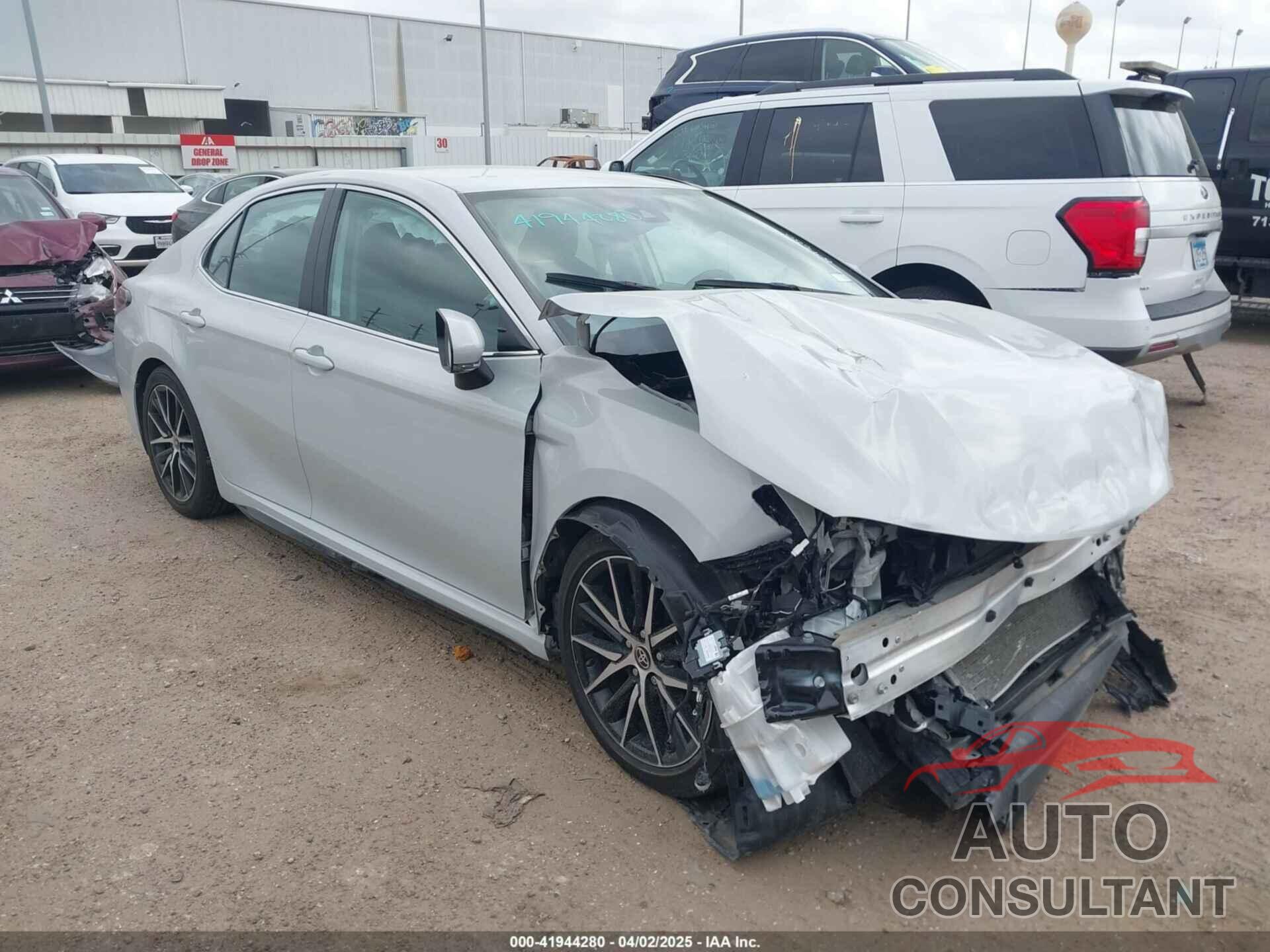 TOYOTA CAMRY 2024 - 4T1G11AK4RU211060