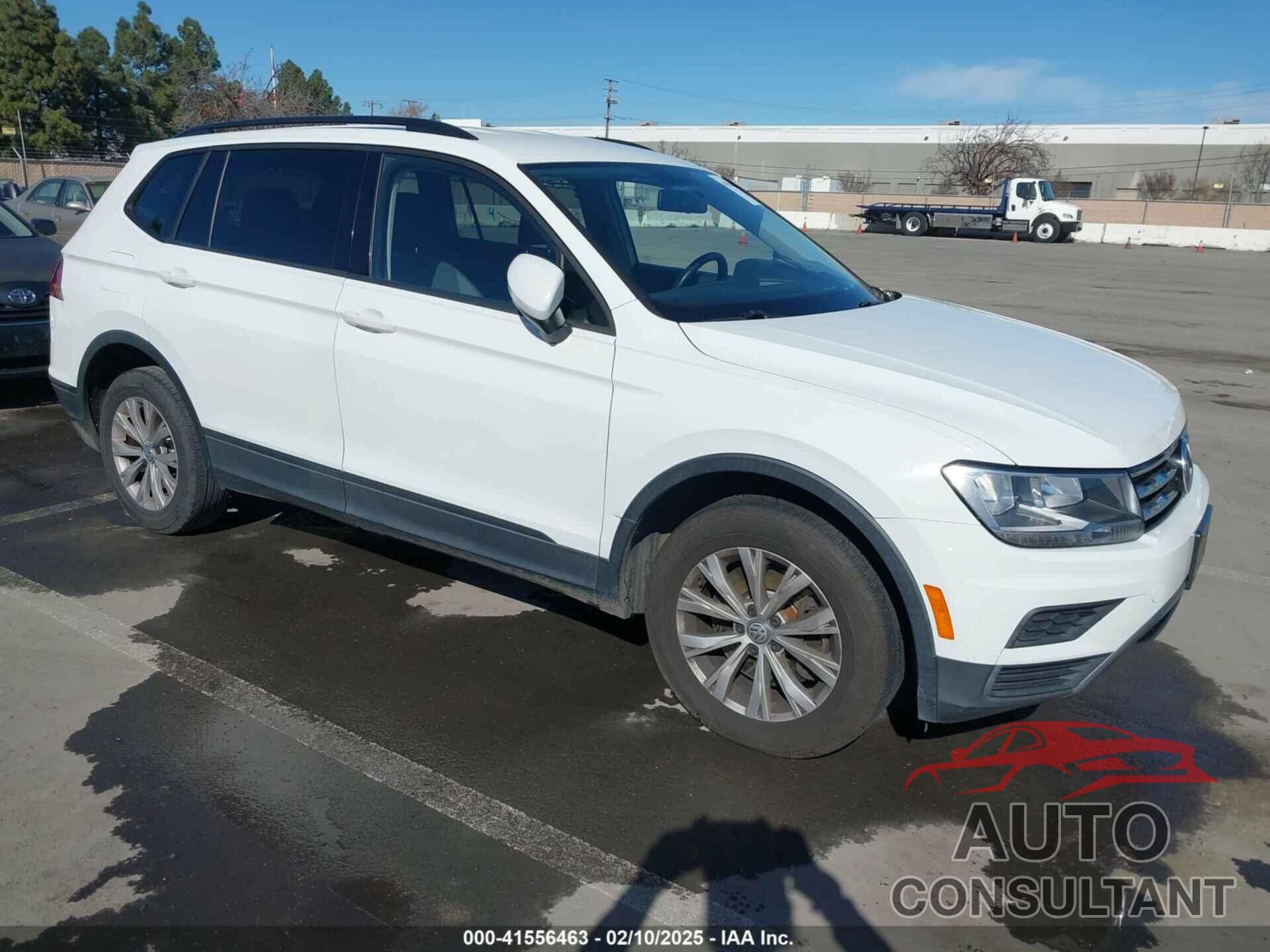 VOLKSWAGEN TIGUAN 2018 - 3VV1B7AX9JM115909