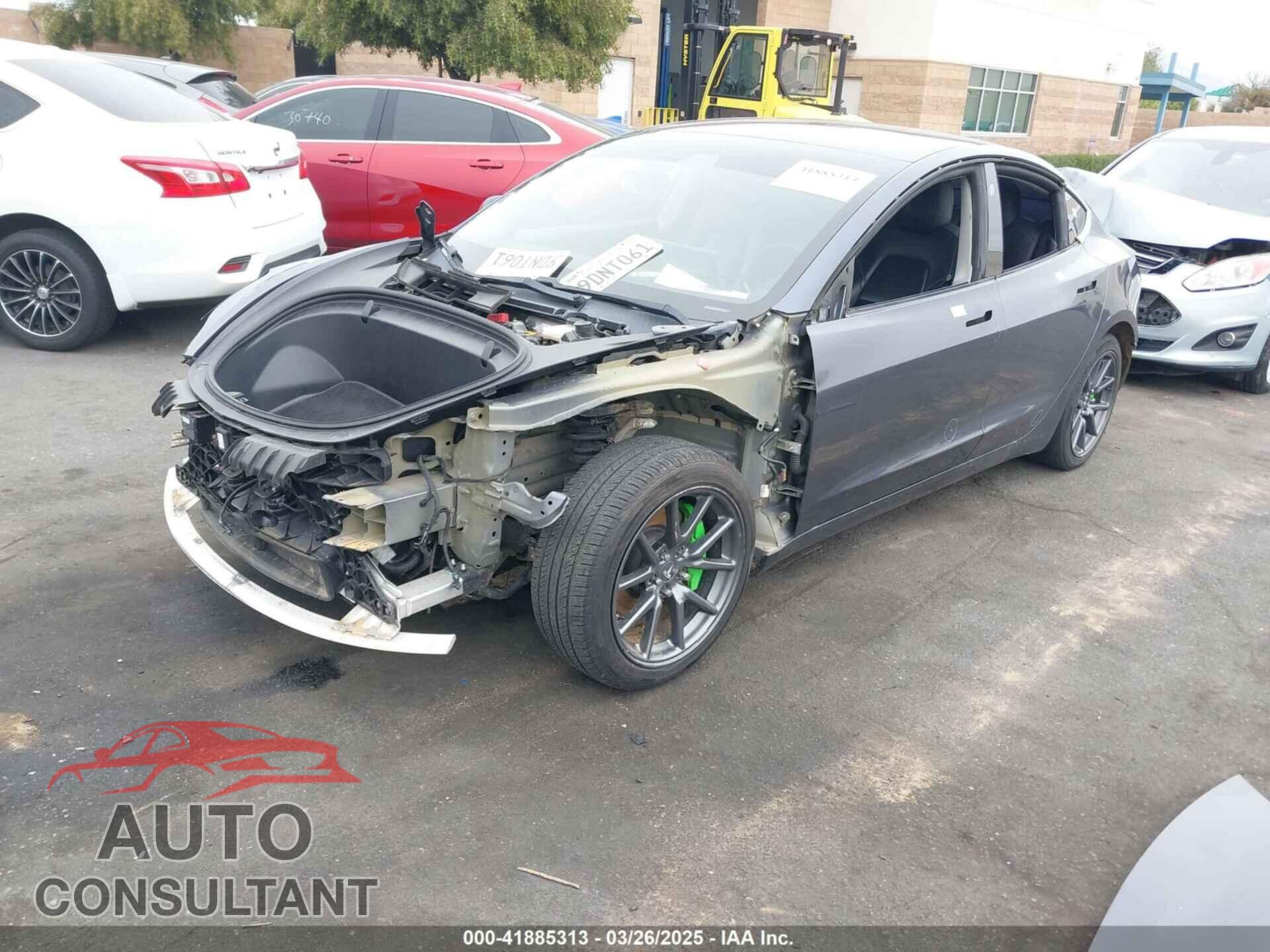 TESLA MODEL 3 2018 - 5YJ3E1EA5JF018986