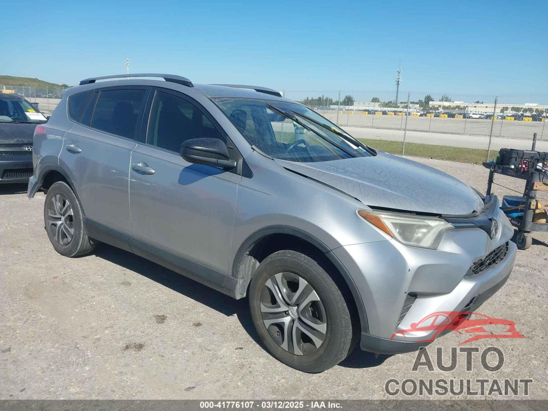 TOYOTA RAV4 2018 - JTMZFREVXJJ196183
