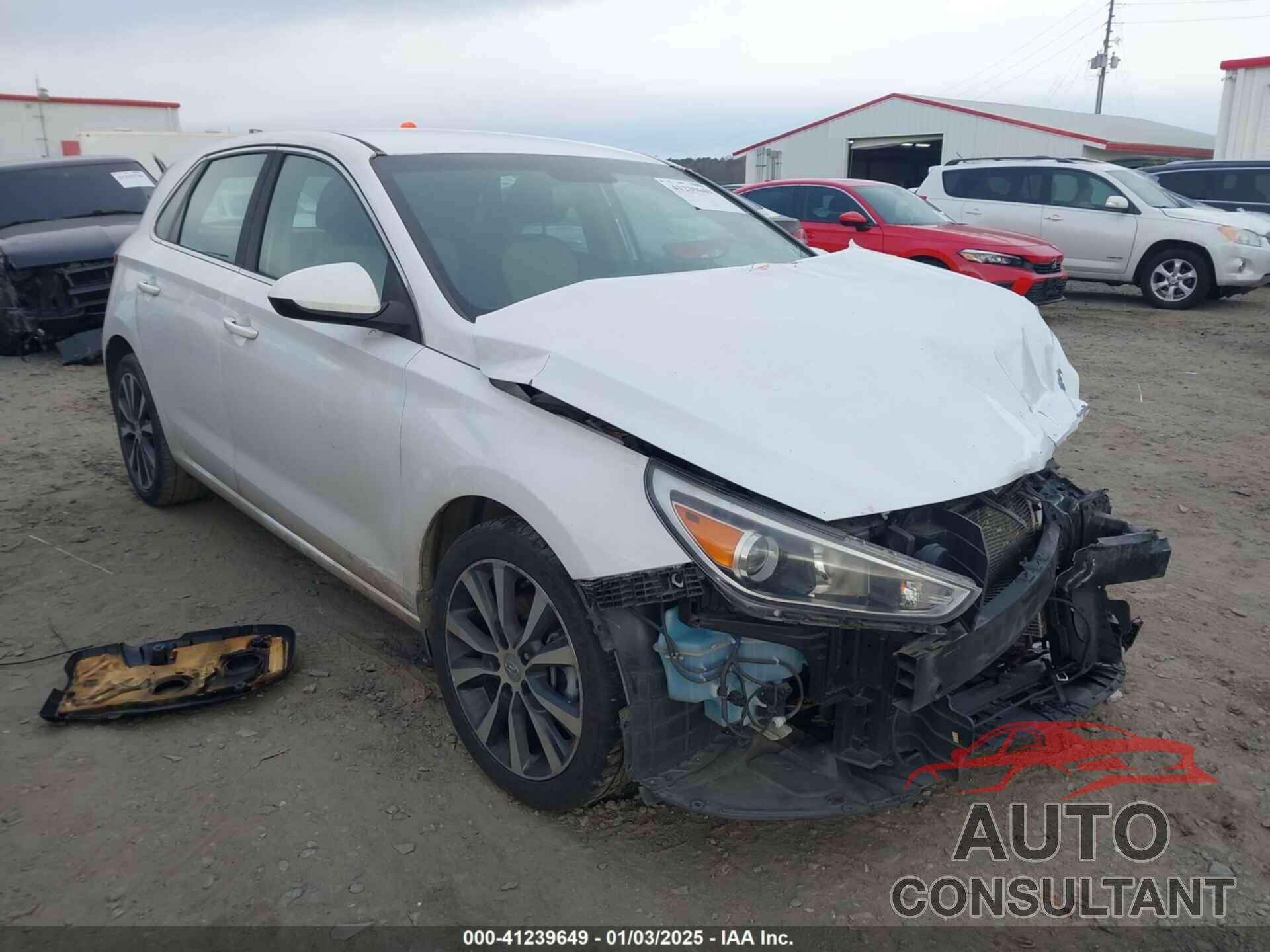 HYUNDAI ELANTRA GT 2018 - KMHH35LE6JU014585