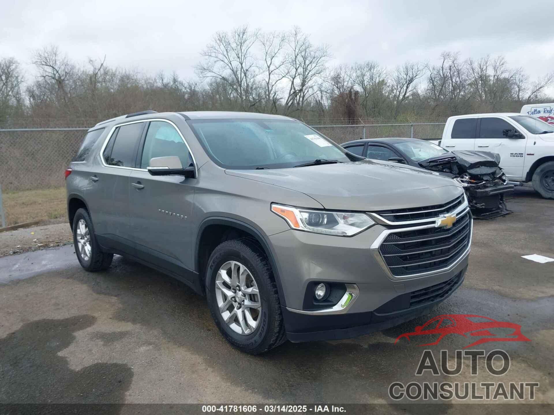CHEVROLET TRAVERSE 2018 - 1GNERGKW9JJ242827