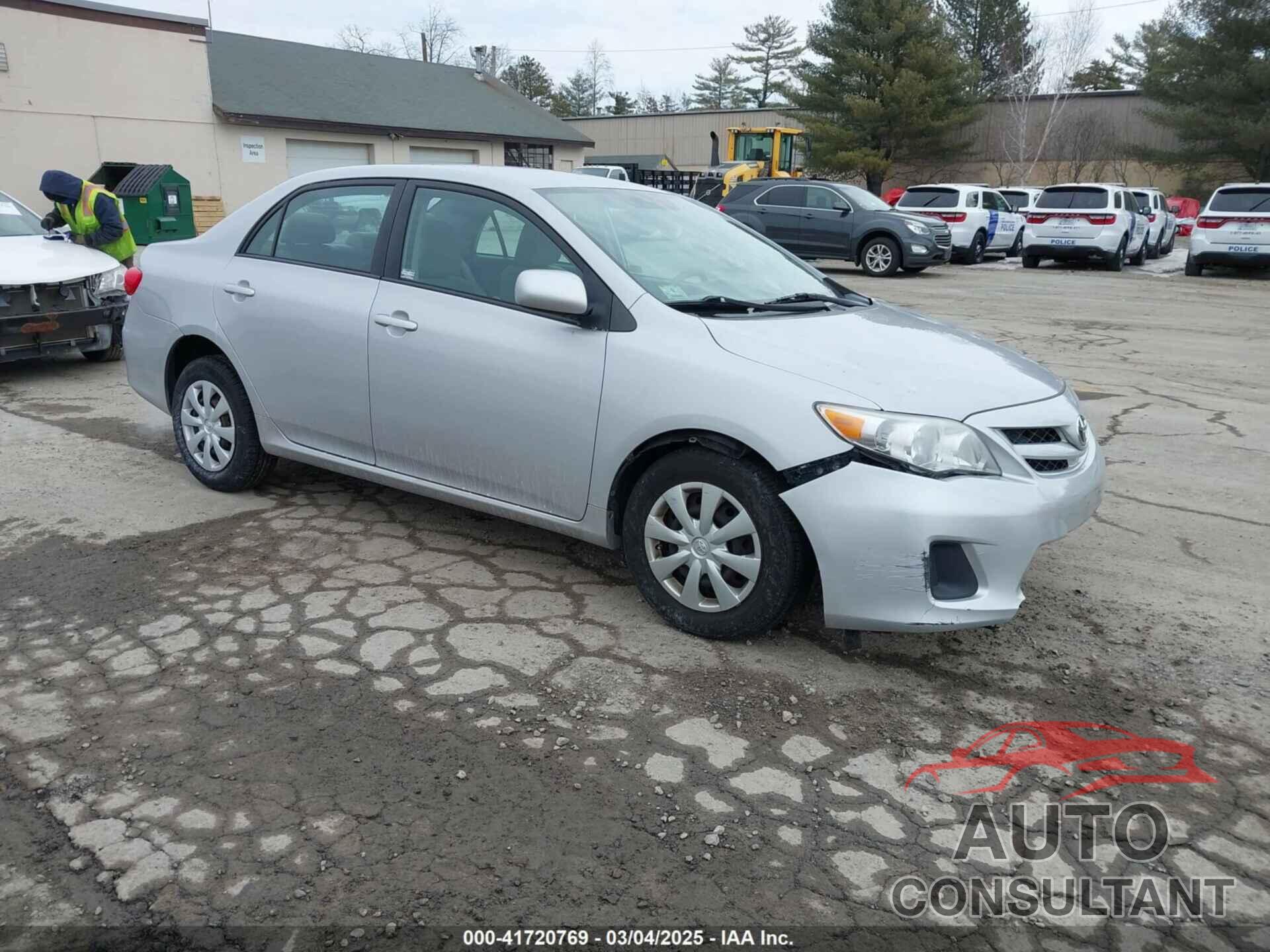TOYOTA COROLLA 2011 - 2T1BU4EE7BC718713