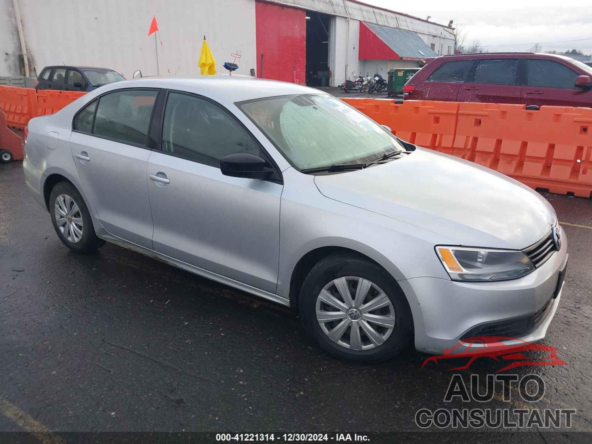VOLKSWAGEN JETTA 2011 - 3VW2K7AJXBM058052