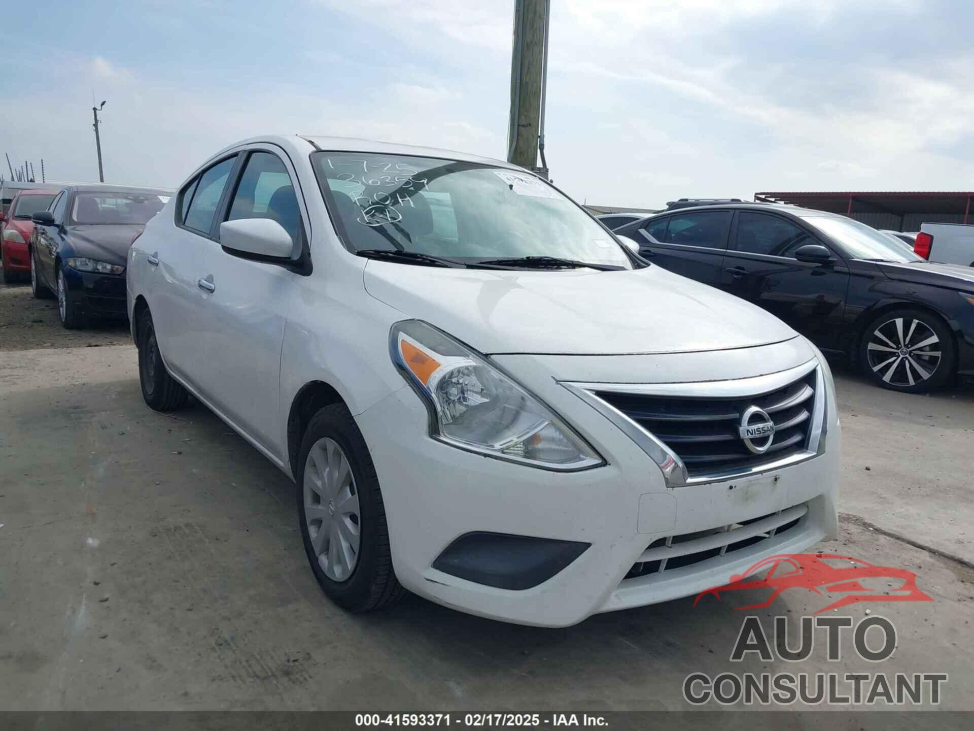 NISSAN VERSA 2017 - 3N1CN7AP9HL836359