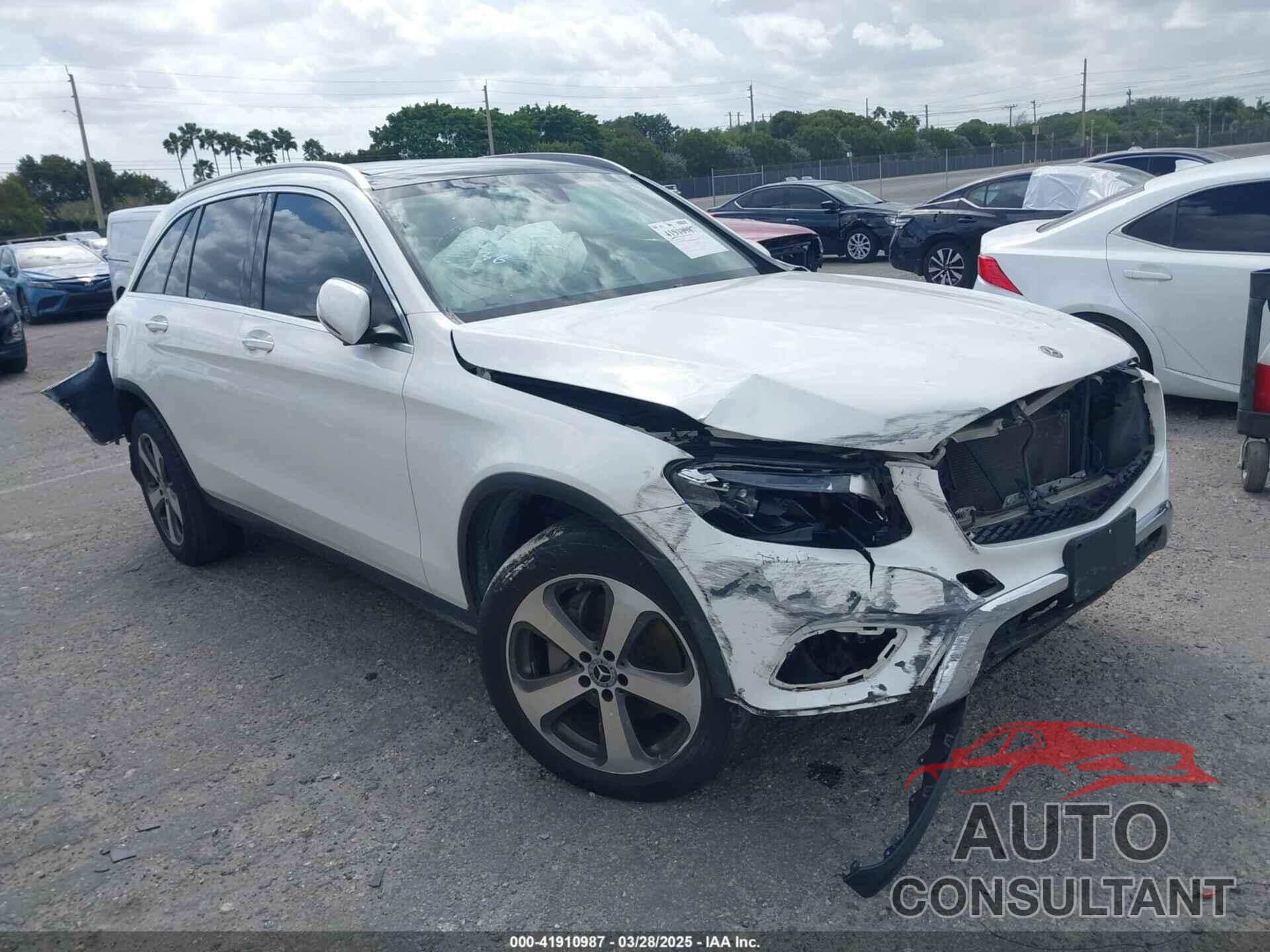 MERCEDES-BENZ GLC 300 2018 - WDC0G4KB0JV079007