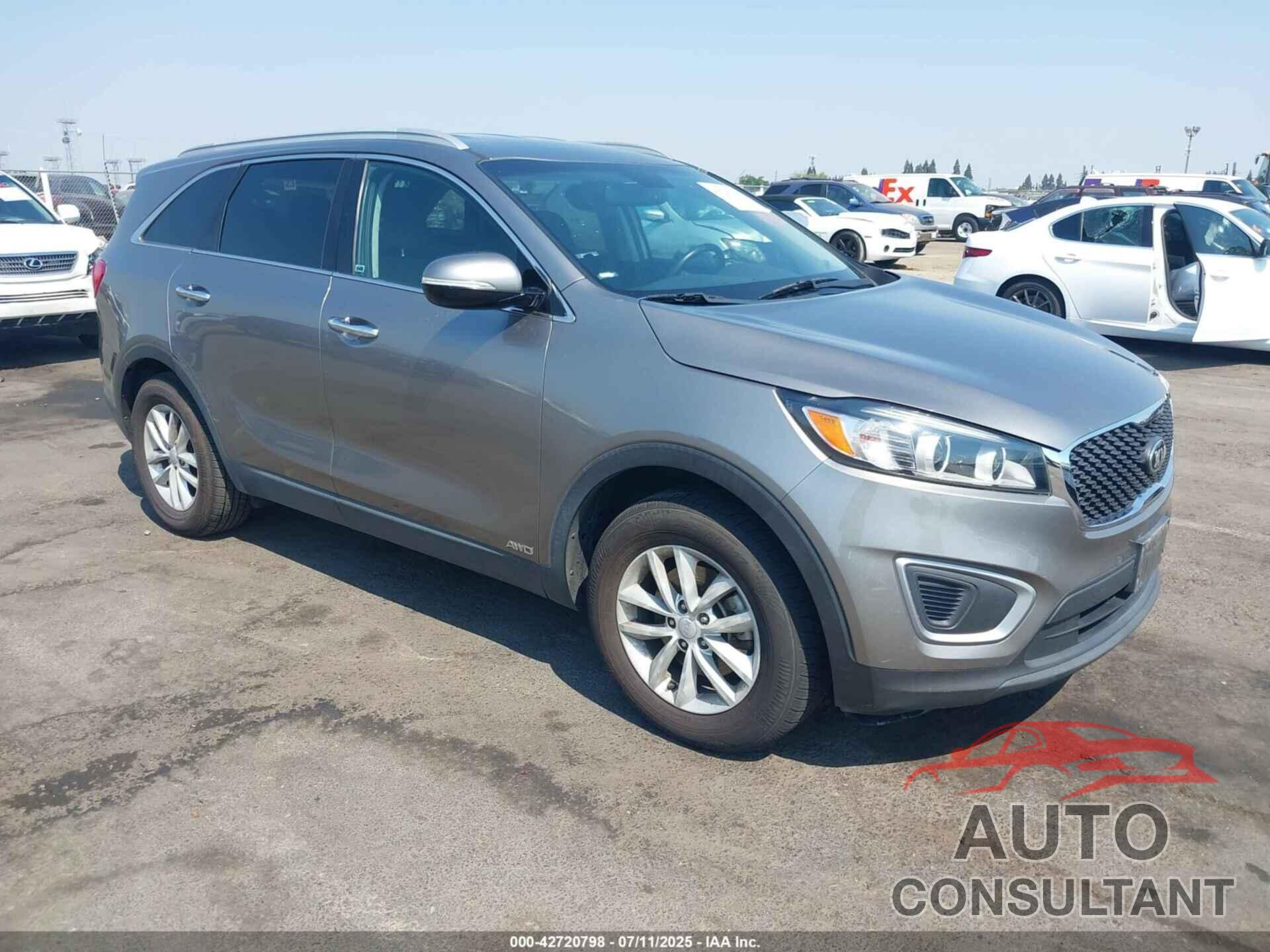 KIA SORENTO 2017 - 5XYPGDA36HG325610