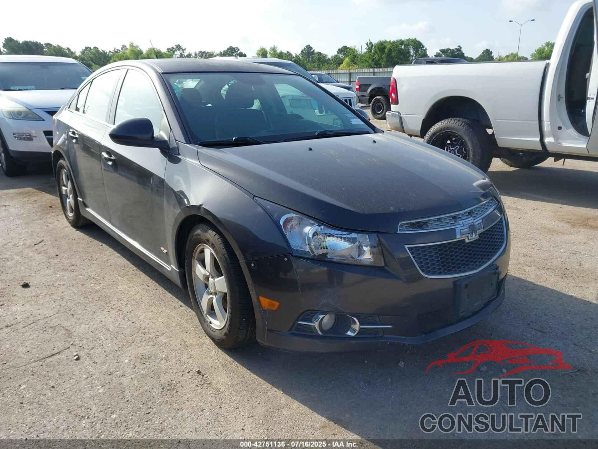 CHEVROLET CRUZE 2014 - 1G1PC5SB0E7316670