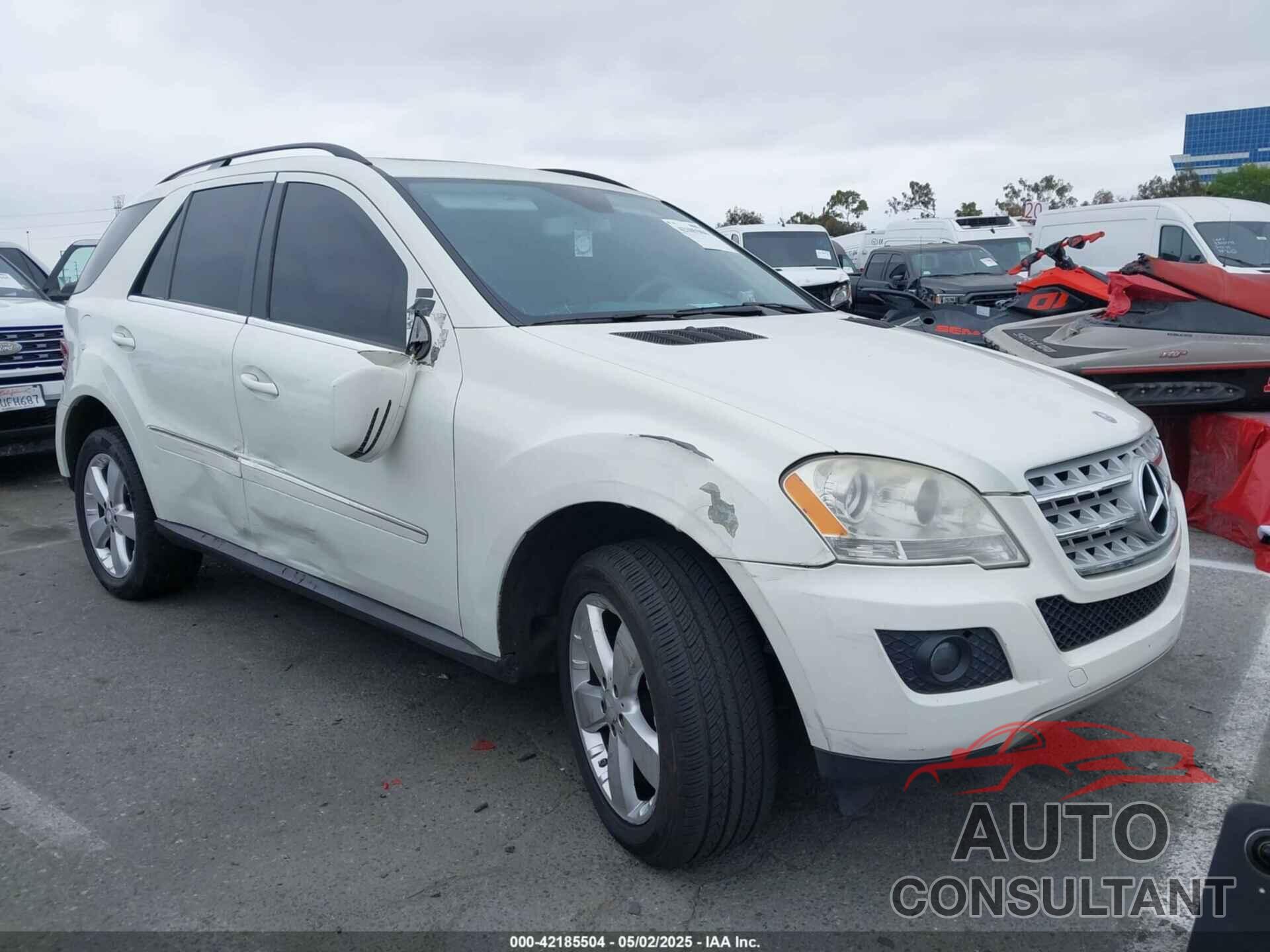 MERCEDES-BENZ ML 350 2011 - 4JGBB5GB8BA710134