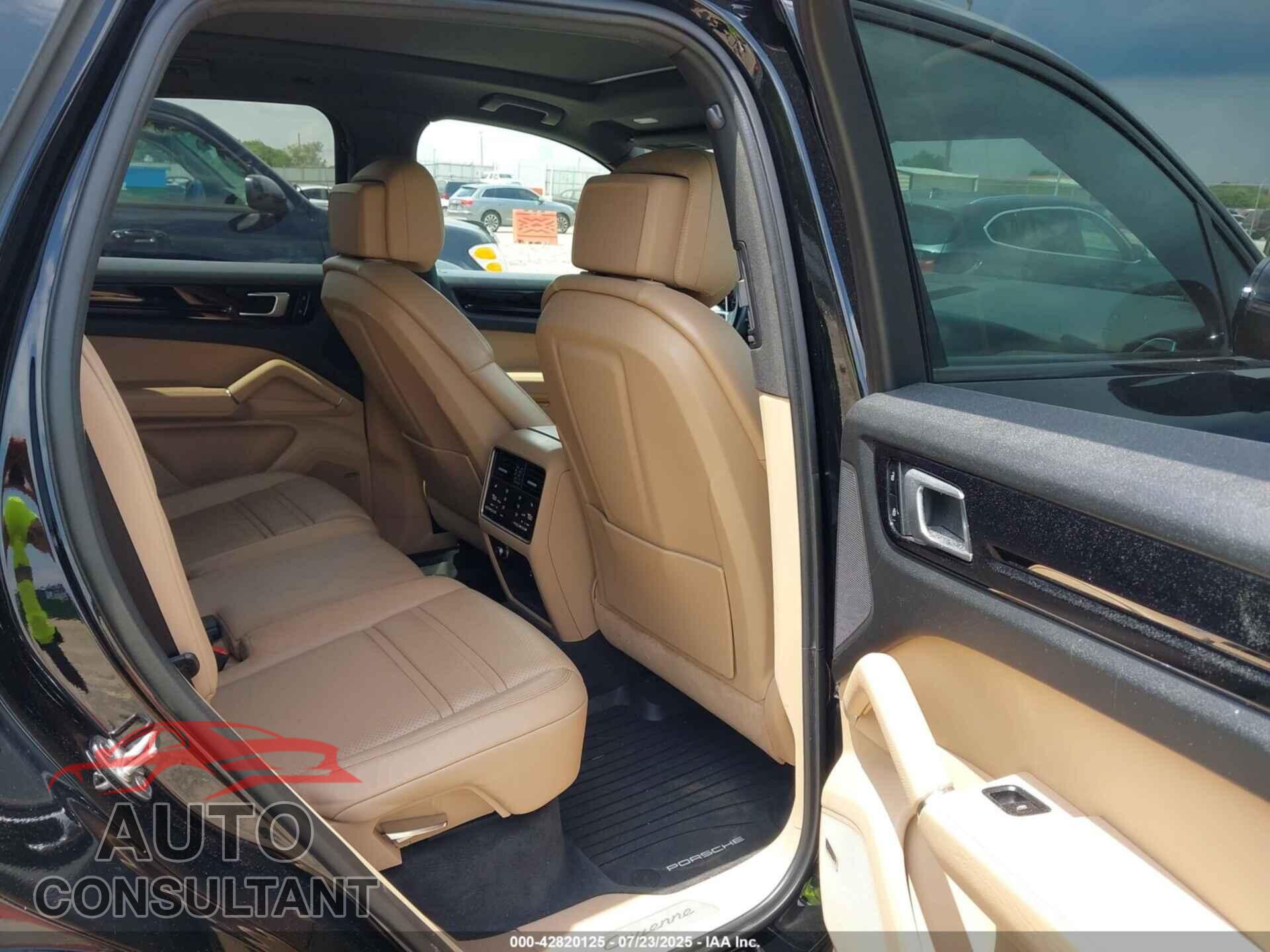 PORSCHE CAYENNE 2021 - WP1AA2AY1MDA05903
