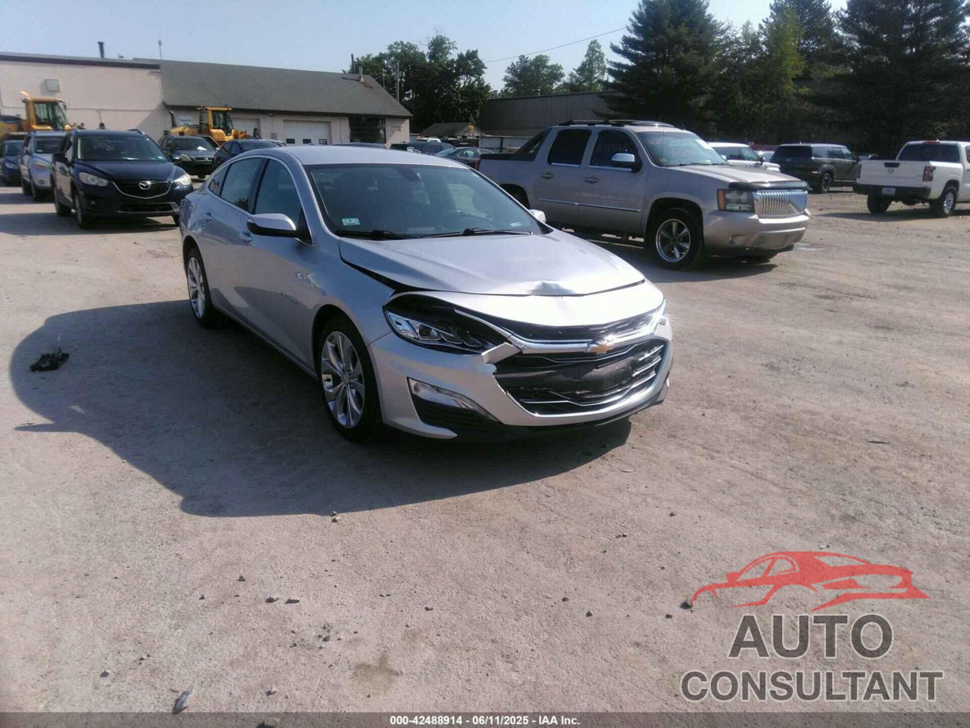 CHEVROLET MALIBU 2019 - 1G1ZE5SX2KF121038
