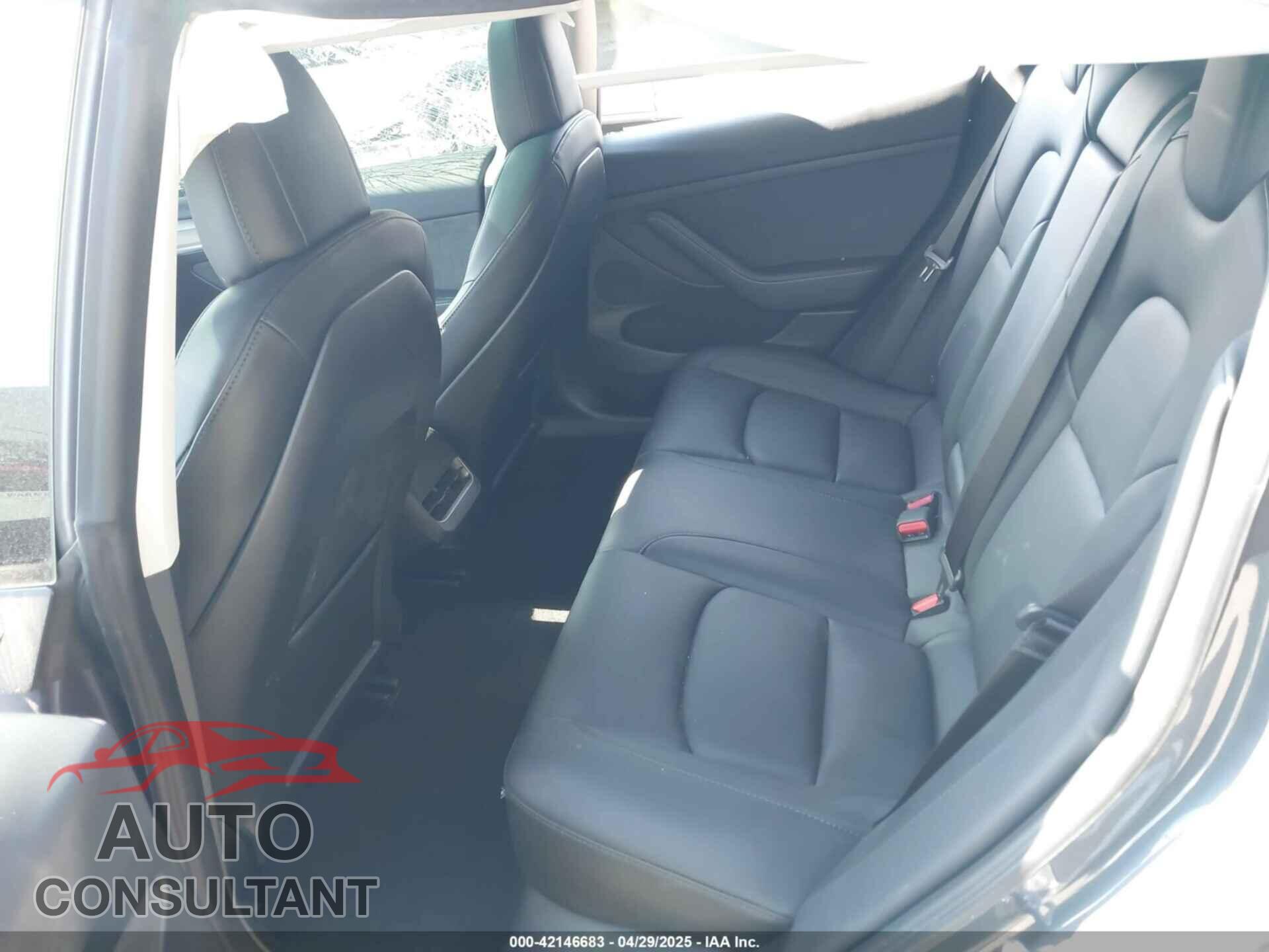TESLA MODEL 3 2023 - 5YJ3E1ECXPF410212